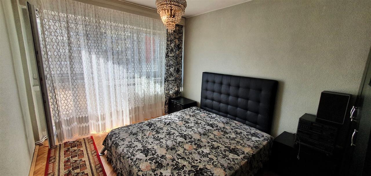 Apartament 4 camere, decomandat, 84mp, 2 băi, Cetate, Etaj 1 - foto 5