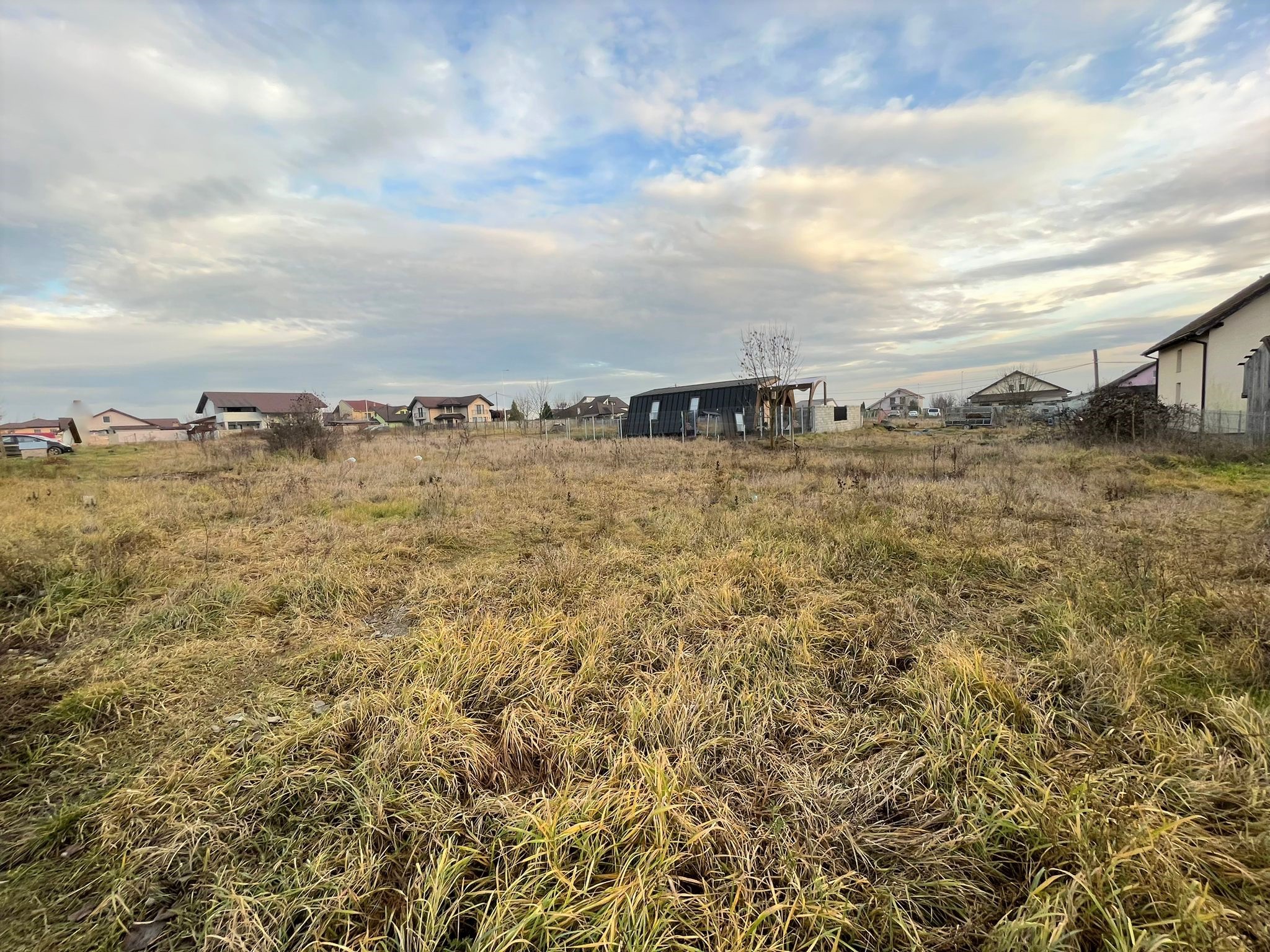 Teren intravilan de vanzare, 350mp, zona Orizont - Alba Iulia