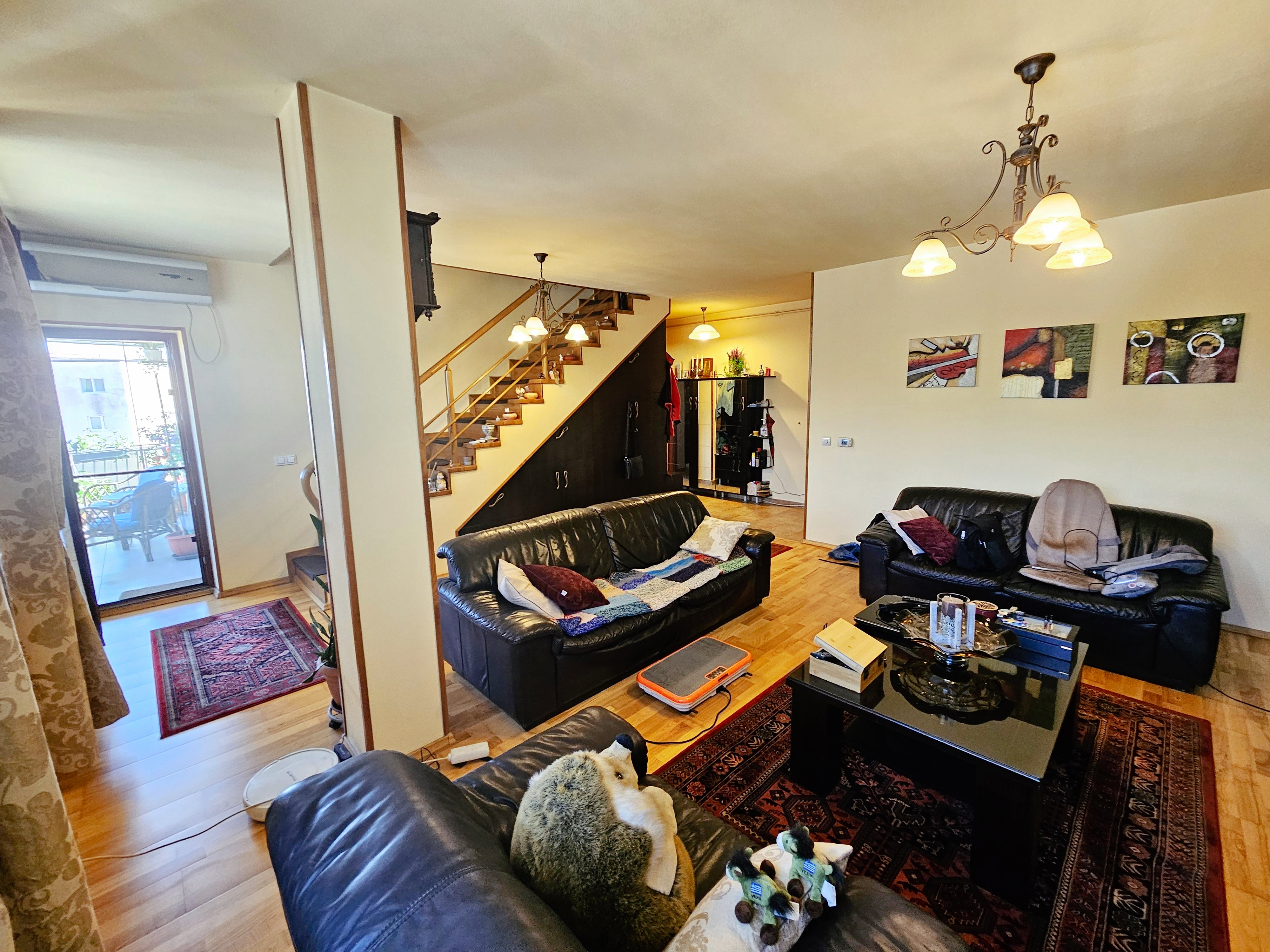 Apartament 3 camere, 111 mp utili, cu garaj, Cetate - foto 2