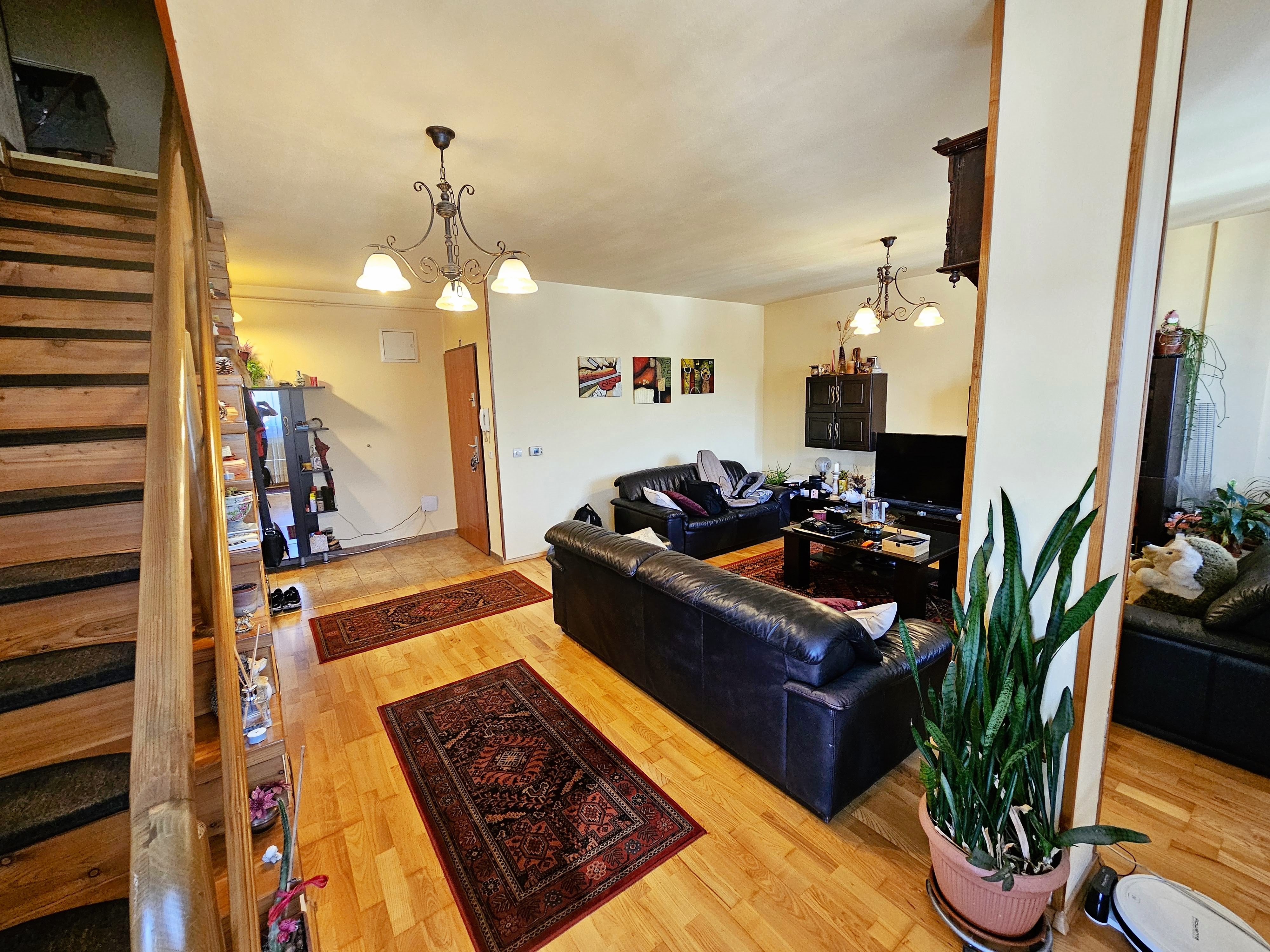 Apartament 3 camere, 111 mp utili, cu garaj, Cetate - foto 3