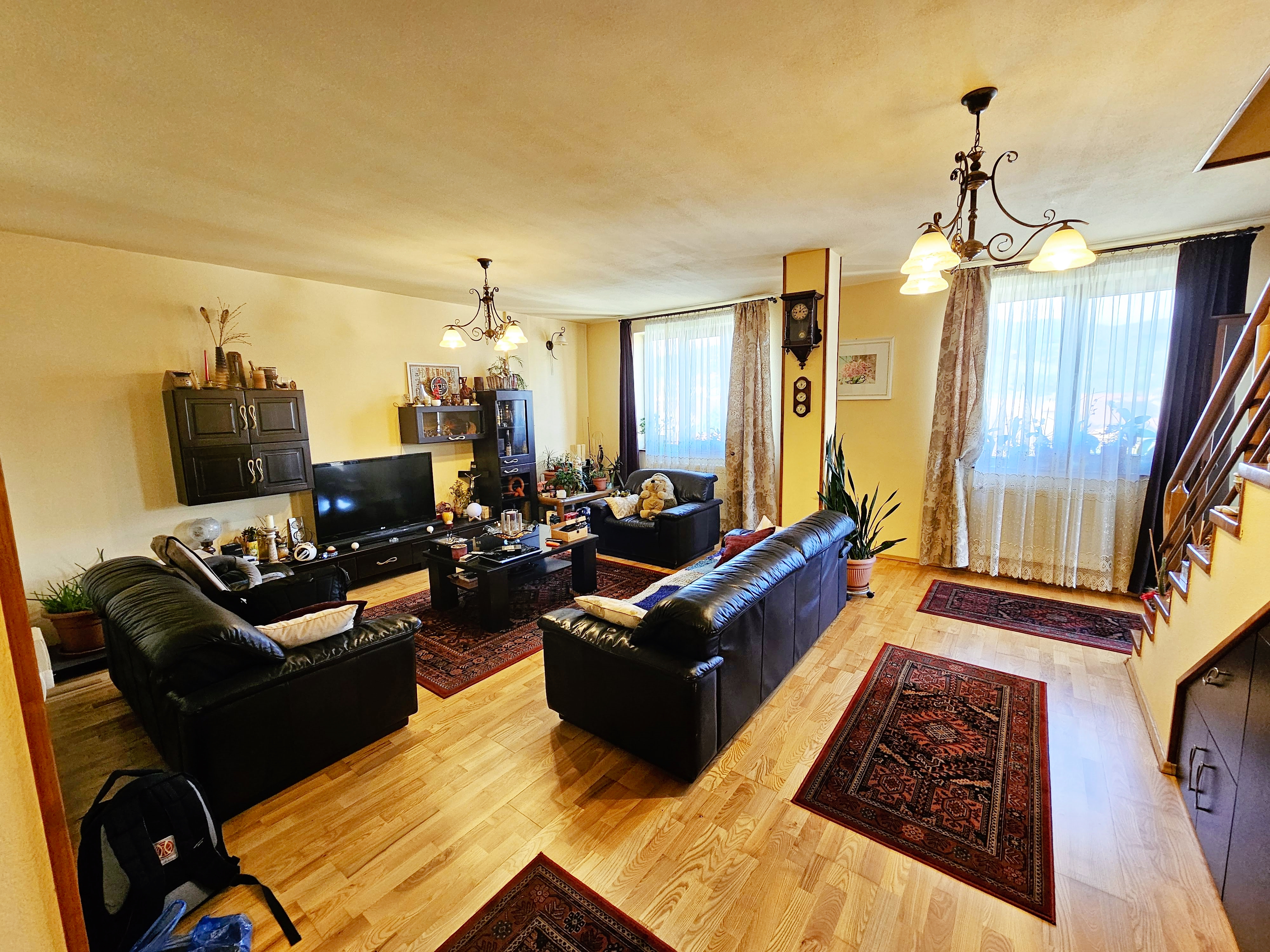 Apartament 3 camere, 111 mp utili, cu garaj, Cetate - Alba Iulia