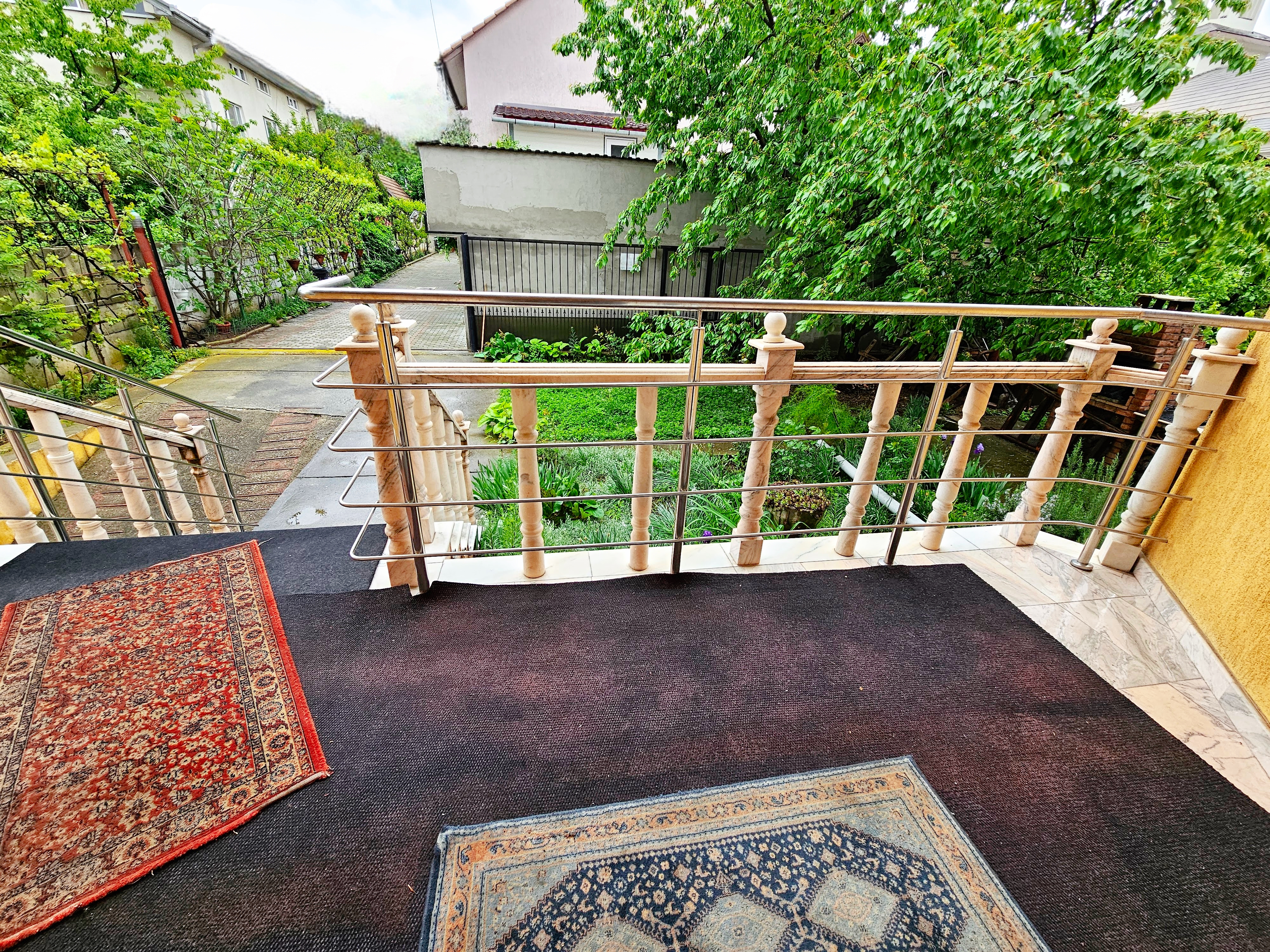 Casa S+P+1+M, pretabila pentru birouri, 300 mp teren, Cetate - foto 2