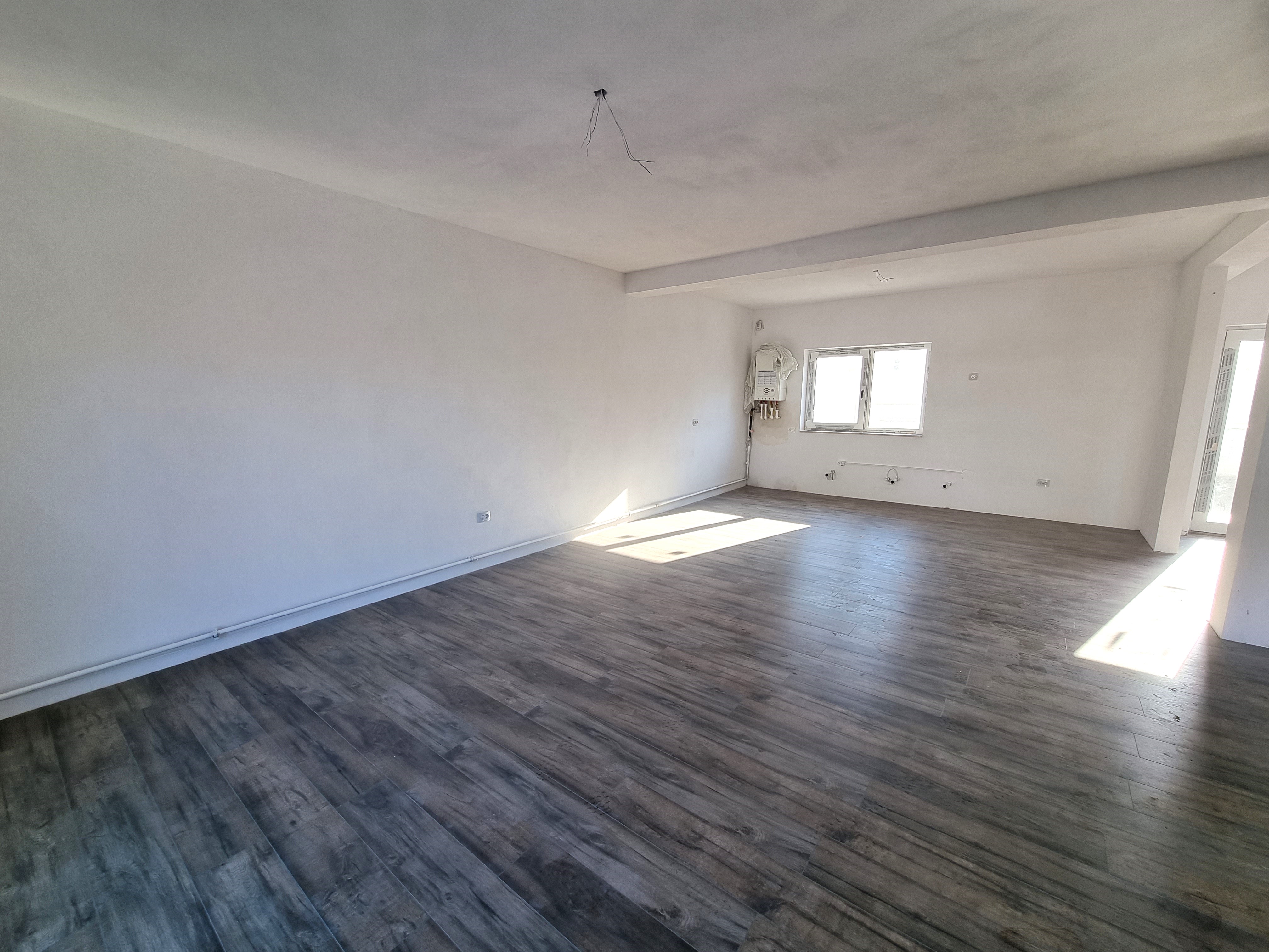 De vanzare casa tip insiruit 367 mp teren zona Alba Micesti - foto 4