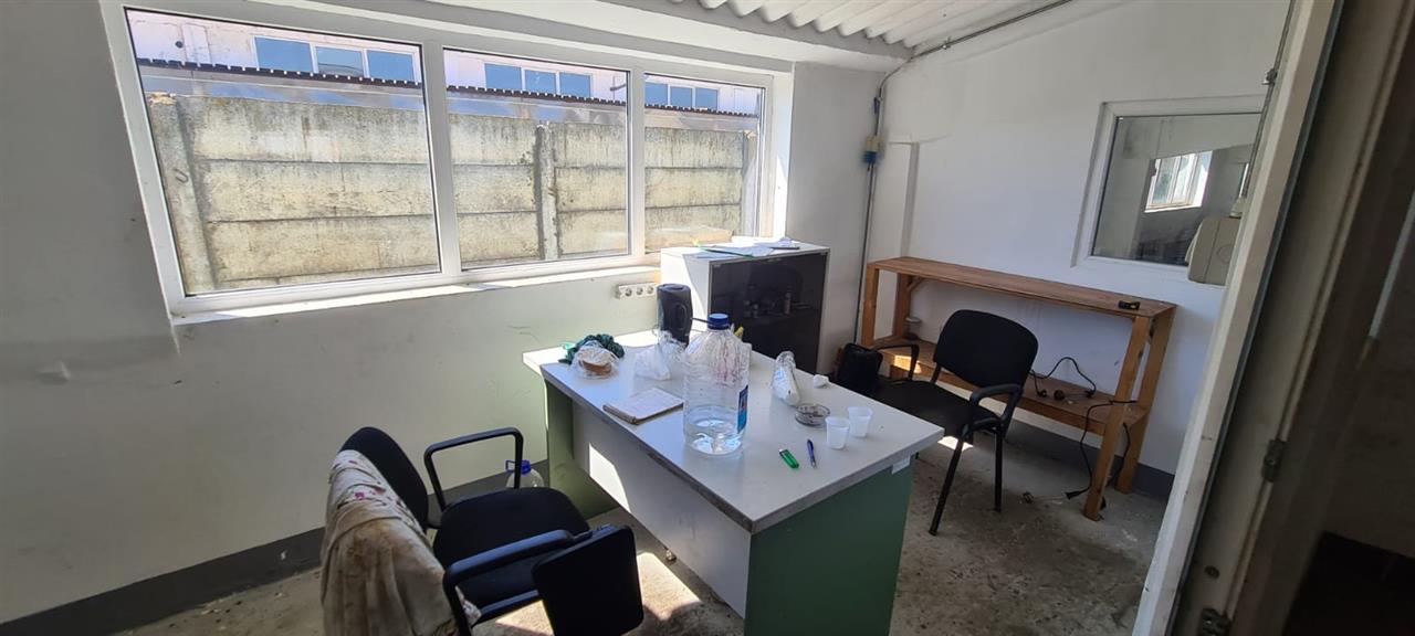 Hala Industriala 1077 mp - foto 3