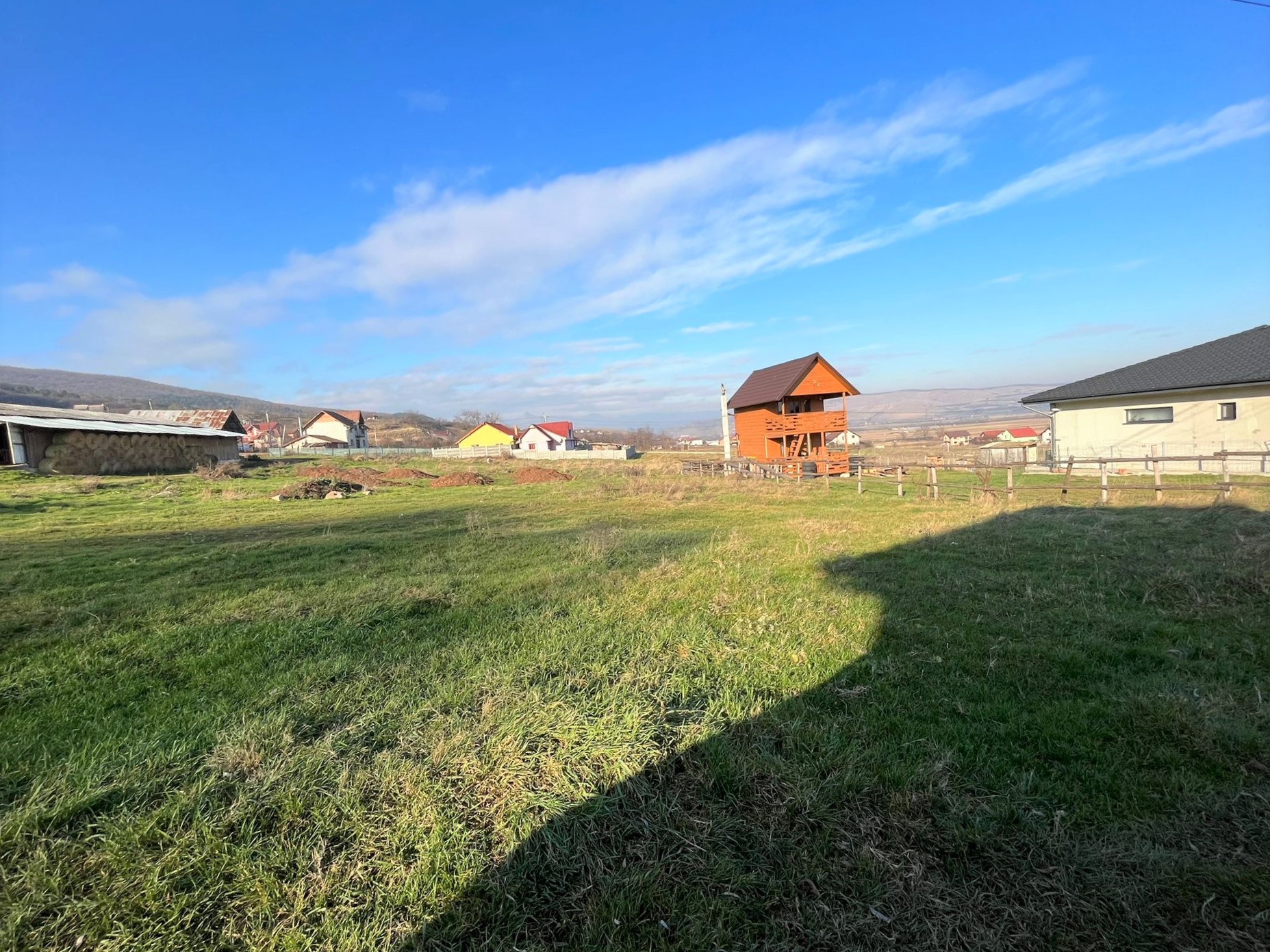 Teren de vanzare, 2800mp, 29 deschidere, zona Micesti - Alba Iulia