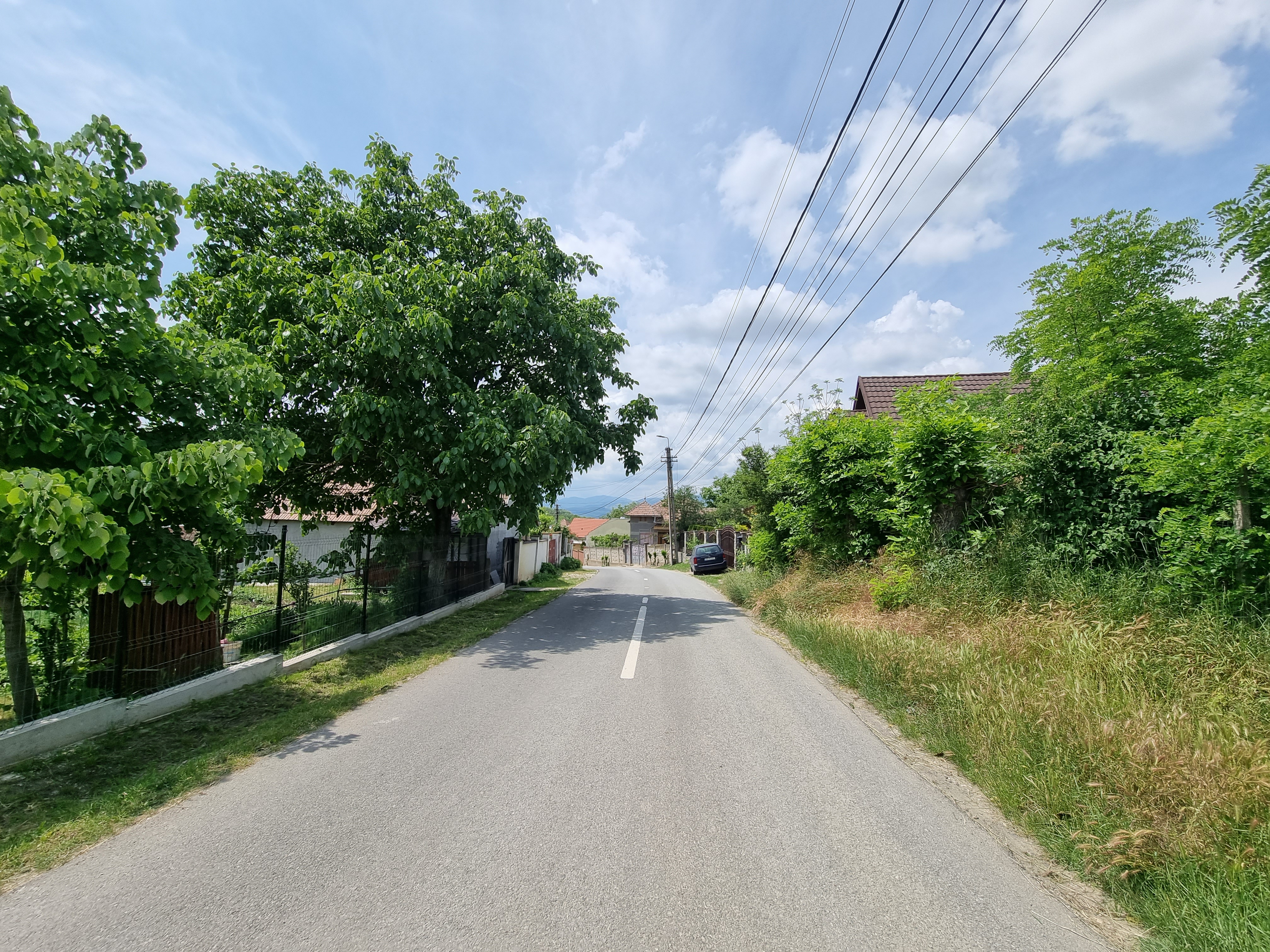 De vanzare 1700 teren intravilan toate utilitatile Oarda de Sus - foto 2