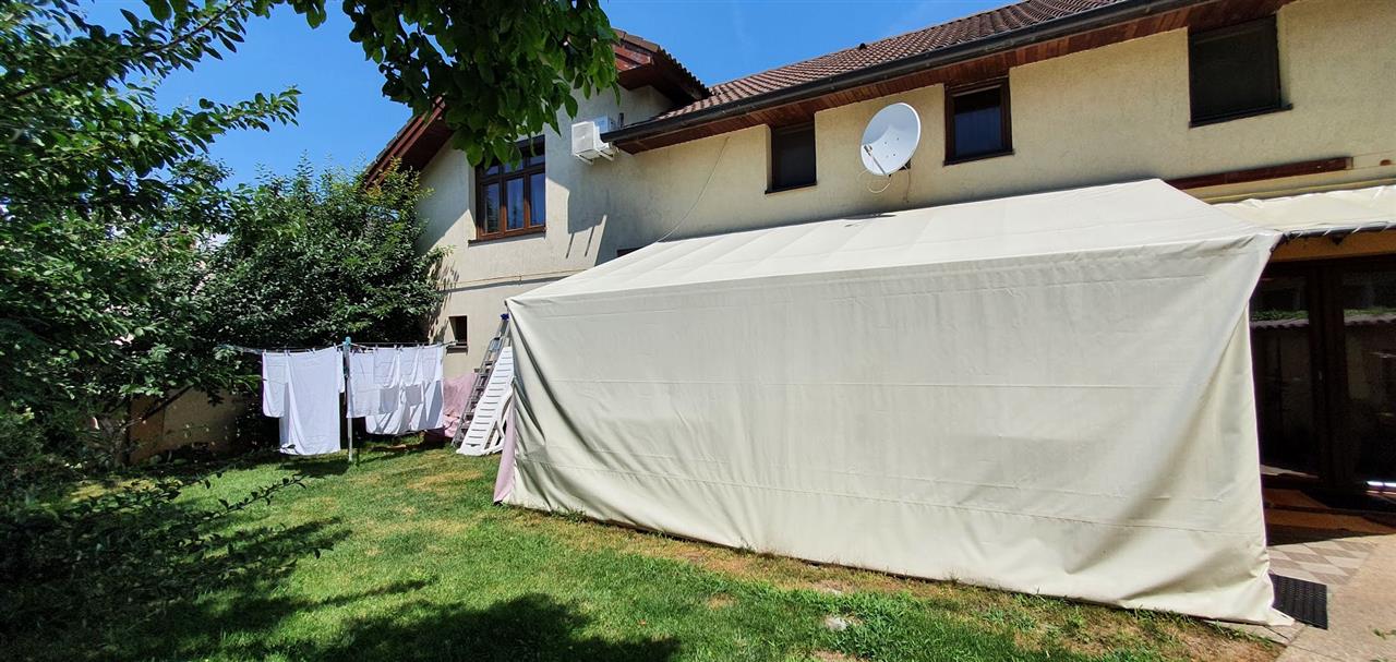 Casa 10 camere, ideala ca pensiune, zona Cetatii Alba Carolina - foto 3