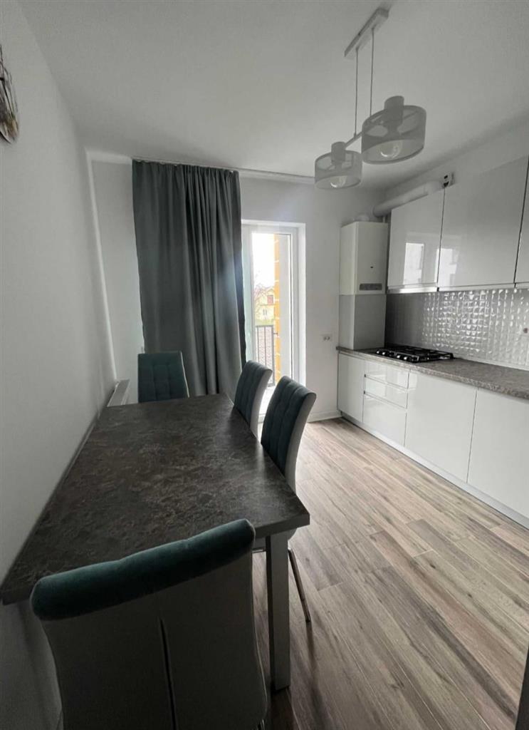 Apartament cu 3 Camere, 2 Bai, Etaj, 2 Zona Ultracentrala - foto 5