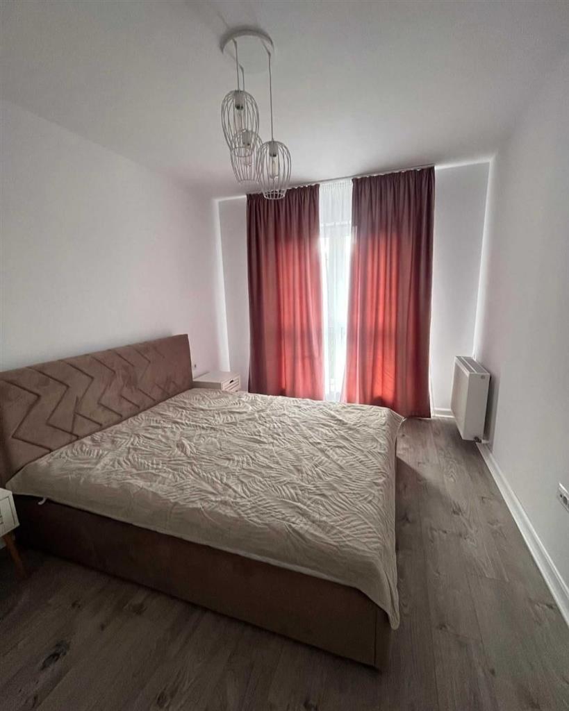 Apartament cu 3 Camere, 2 Bai, Etaj, 2 Zona Ultracentrala - foto 3