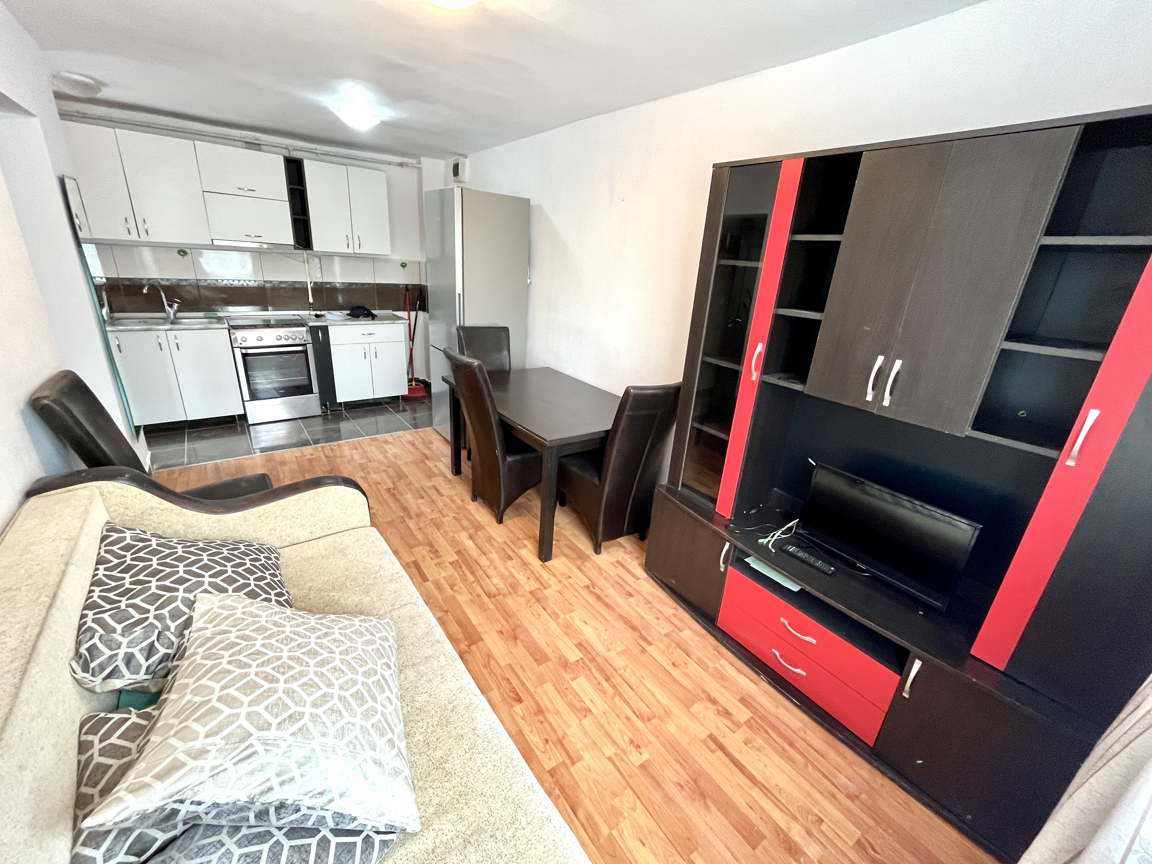 Apartament cu 2 Camere, Complet Mobilat, Zona Bld. Transilvaniei - foto 2