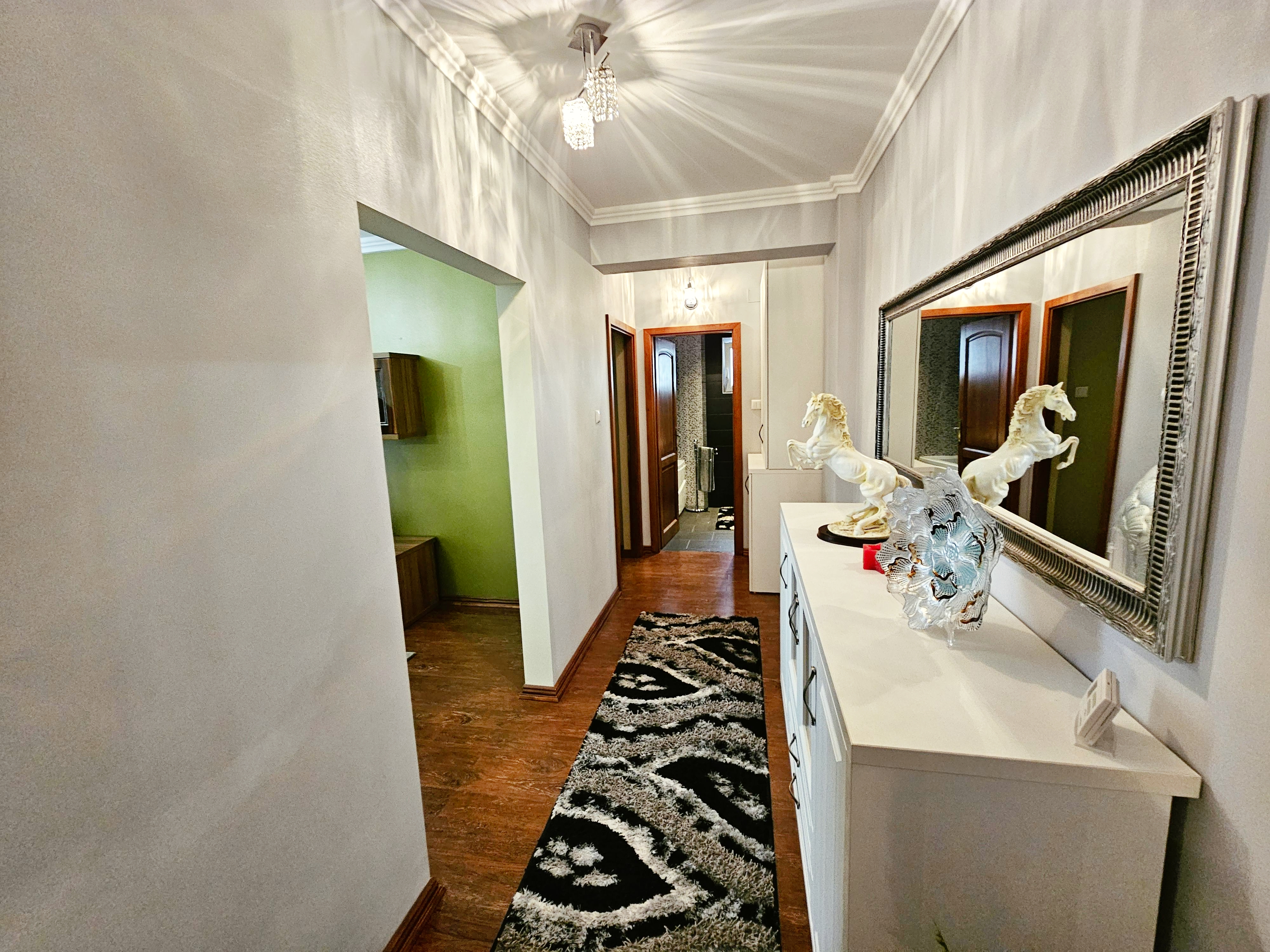 Apartament 2 camere, 61 mp utili, ultracentral, etaj 1, bloc nou - foto 5