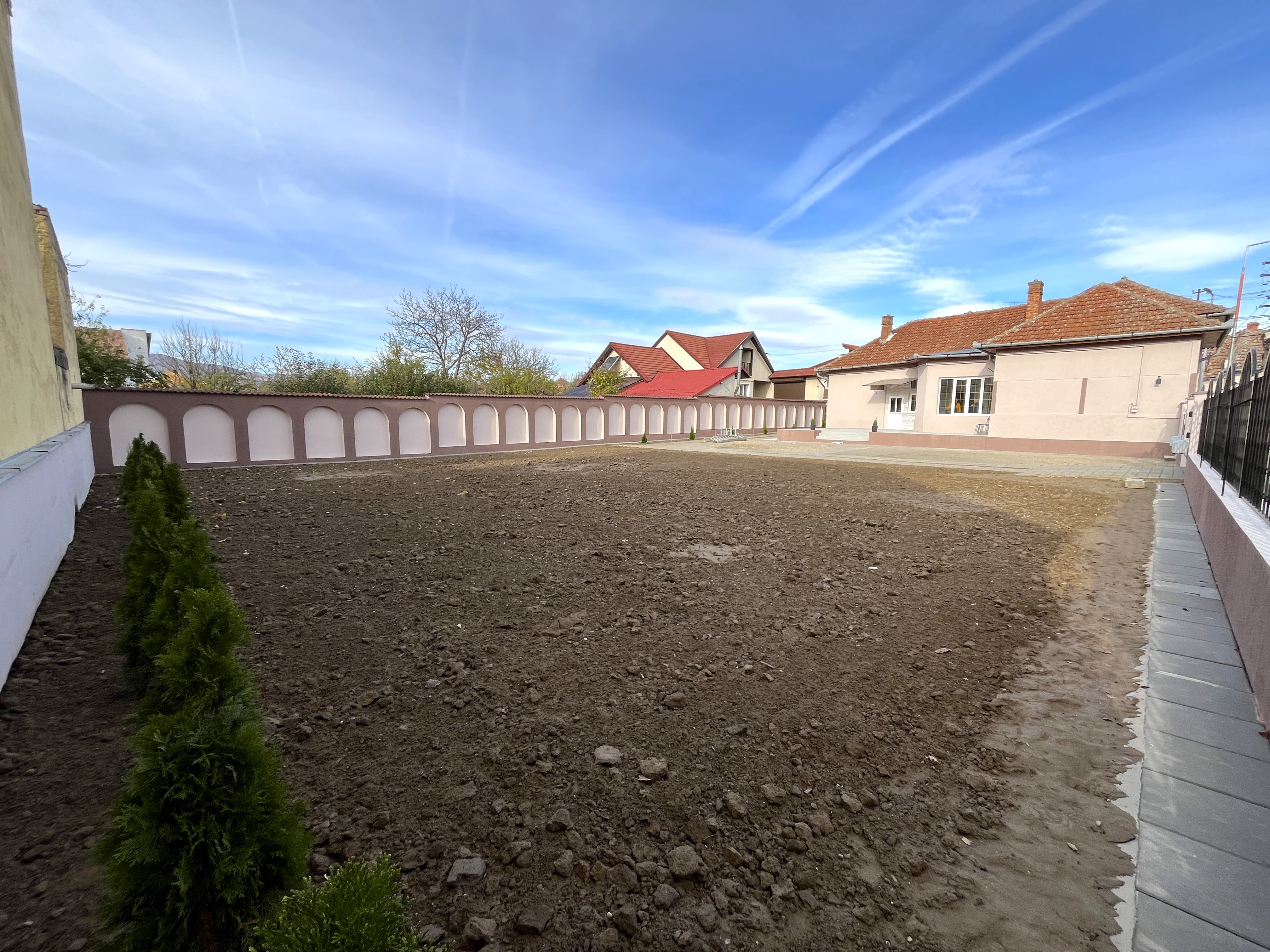 Casa-Vila de vanzare Alba Iulia-Centru - foto 2