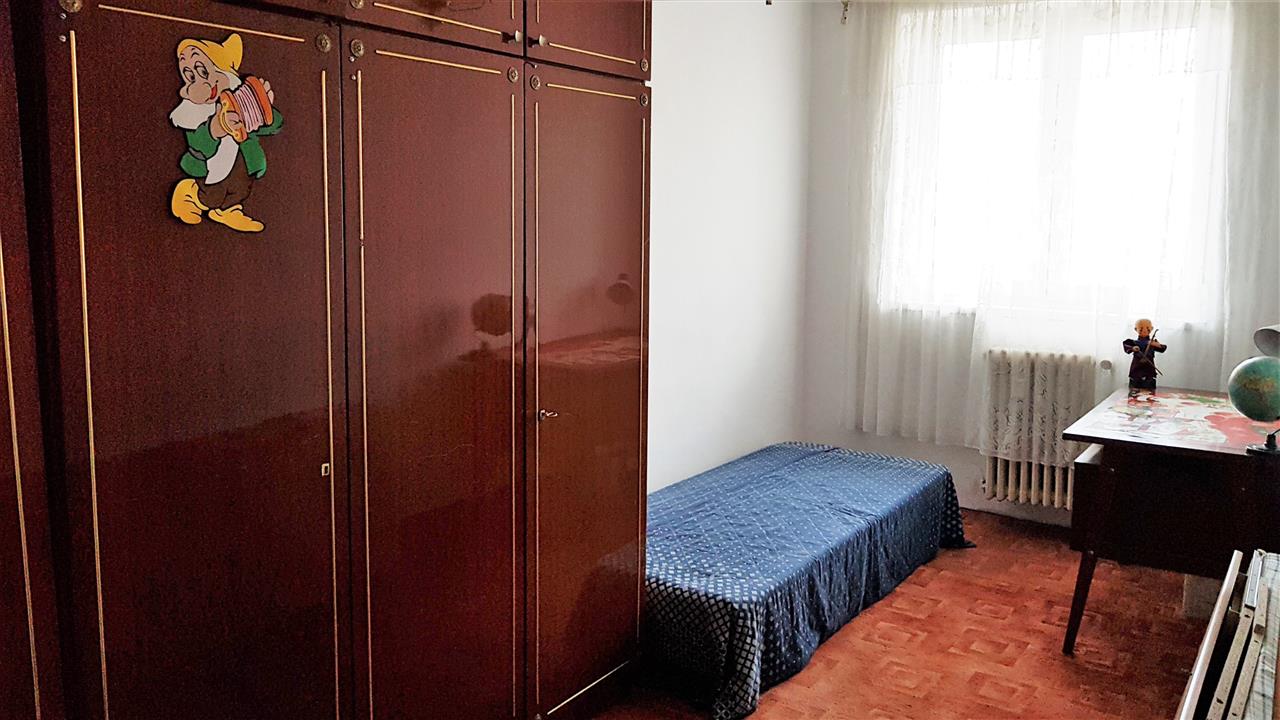 Apartament 3 camere decomandat ultracentral - foto 4