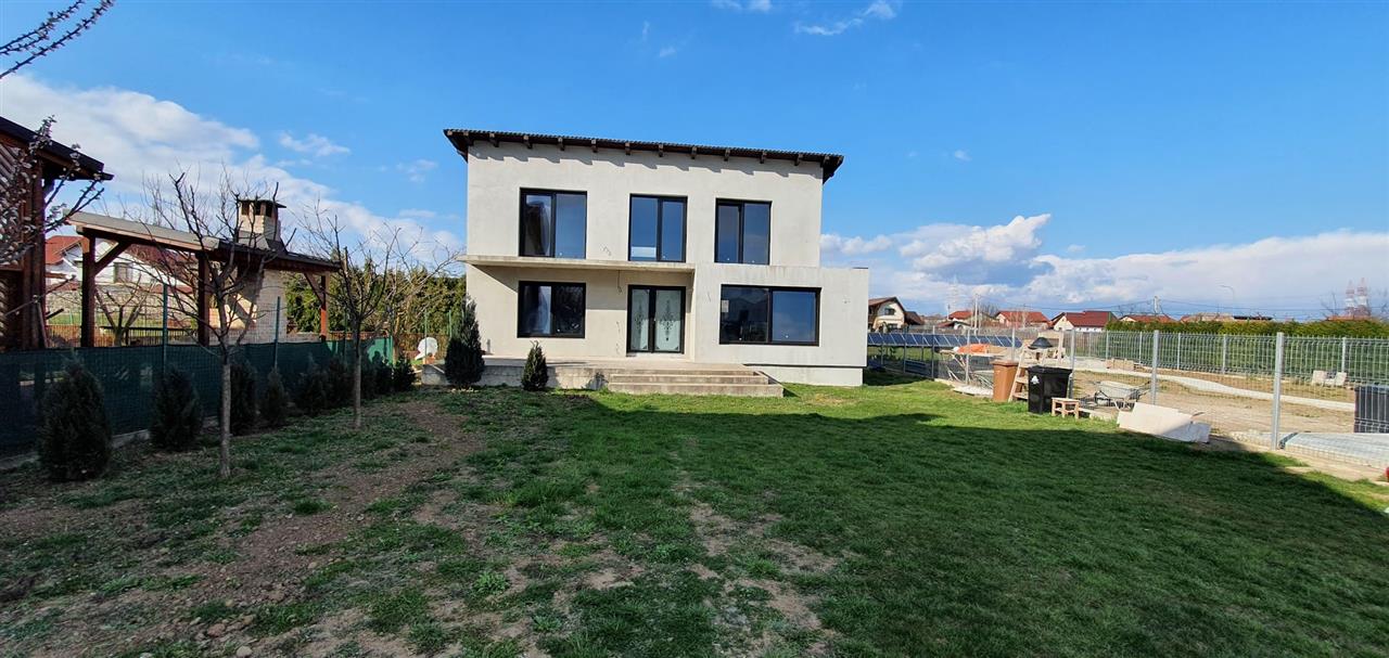Casa semifinisata, 4 camere, 650 mp teren, Ampoi 3 - Alba Iulia