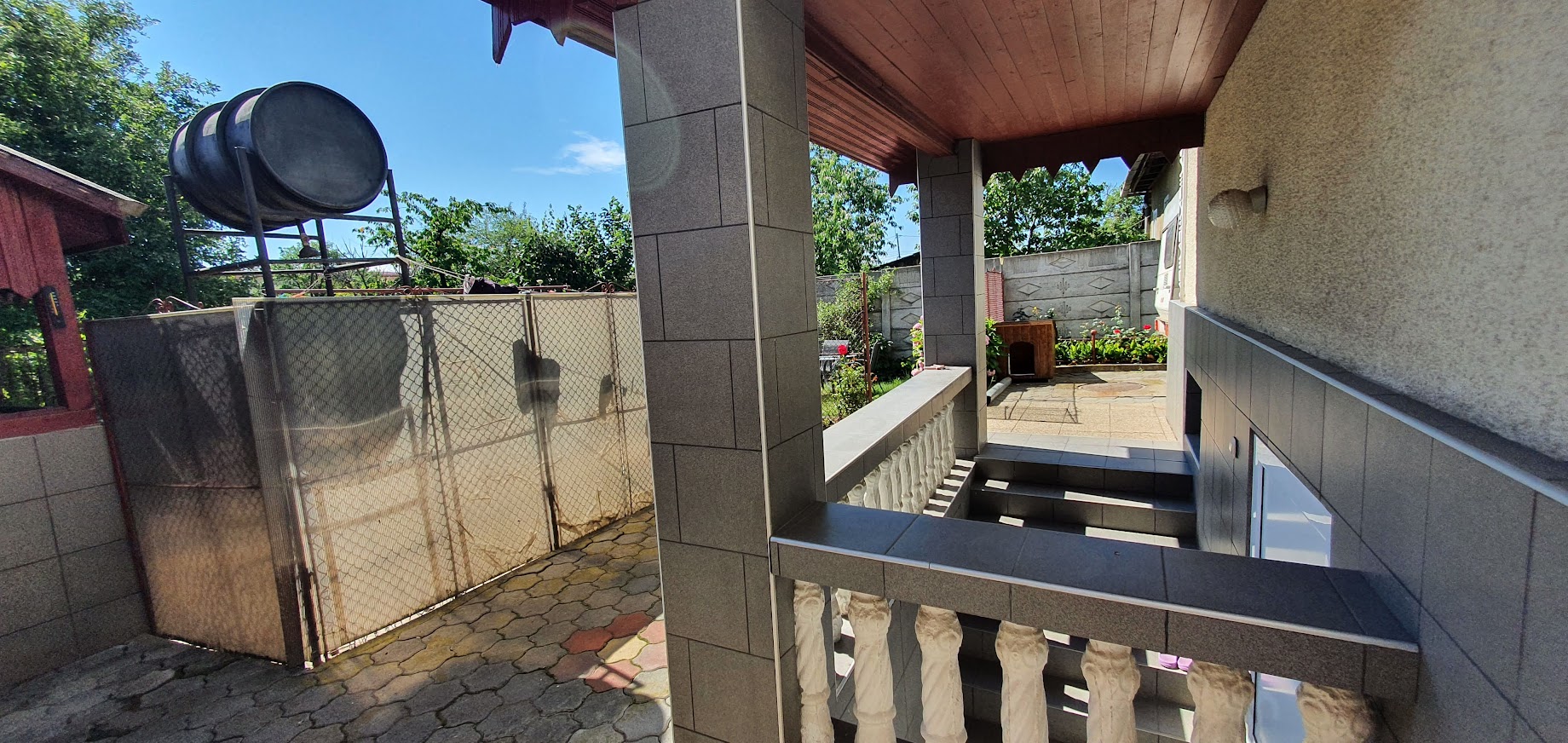 Casa cu 4 camere, garaj, teren 791 mp, zona Schit - foto 4