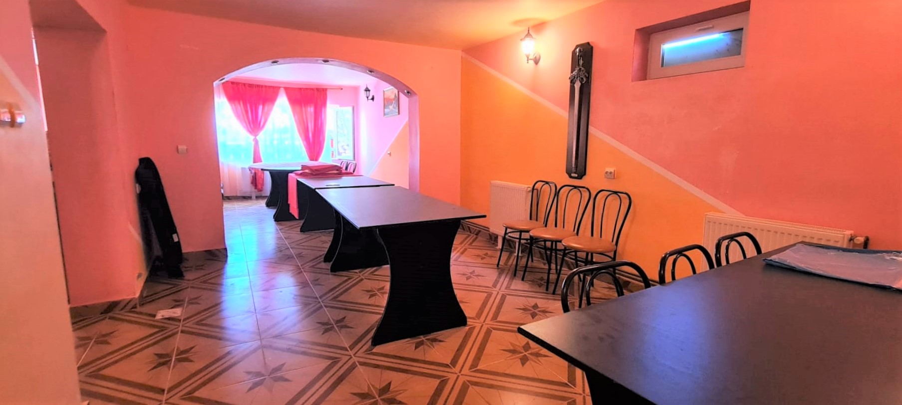 Vila pretabila pensiune + restaurant,  10 camere,  1000MP teren - foto 5