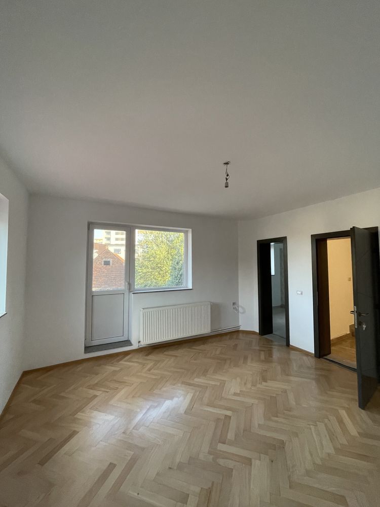 Casă de închiriat - foto 2