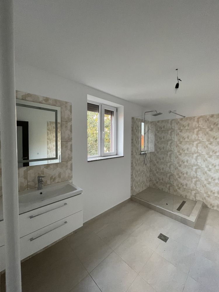 Casă de închiriat - foto 3