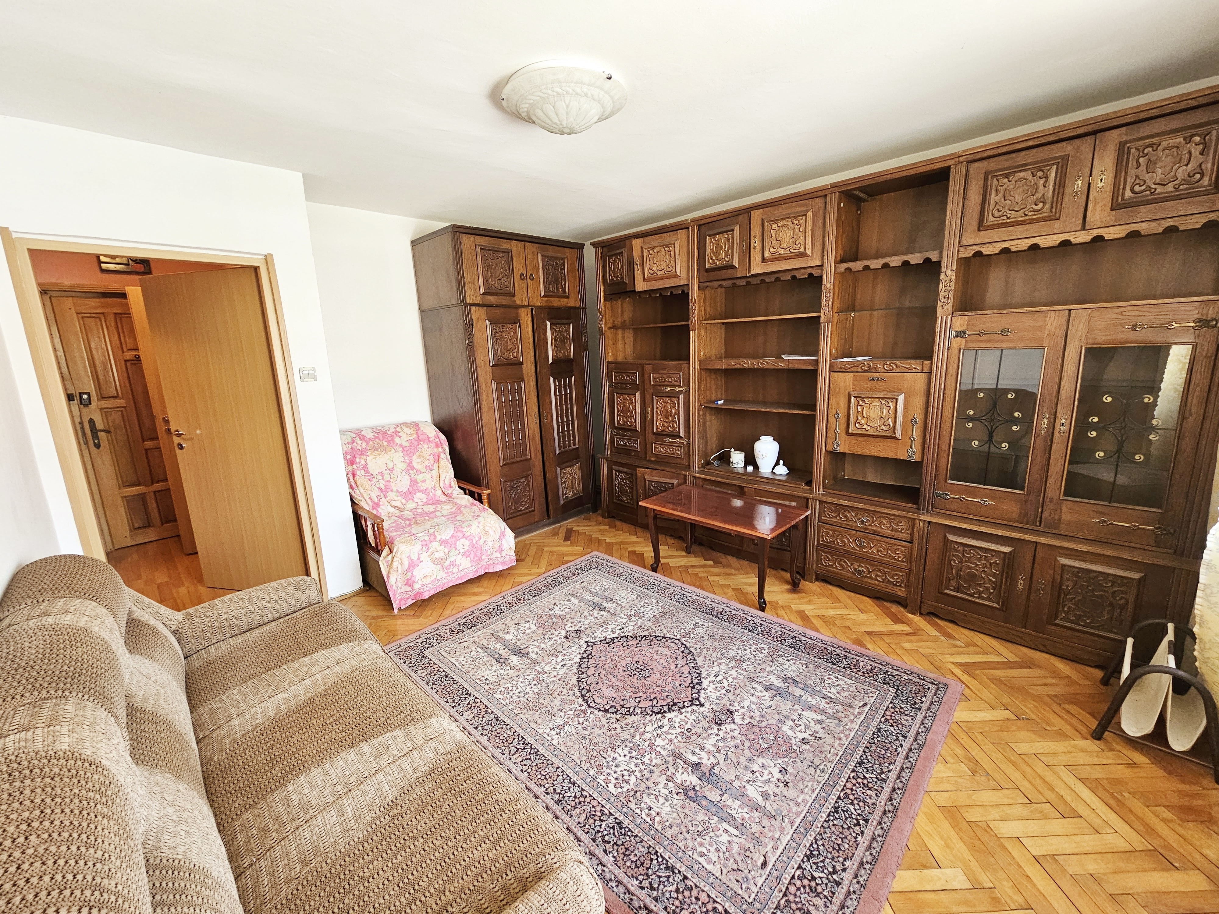 Garsoniera mobilata, utilata, 30 mp utili, boxa, etaj 2, Cetate - foto 2