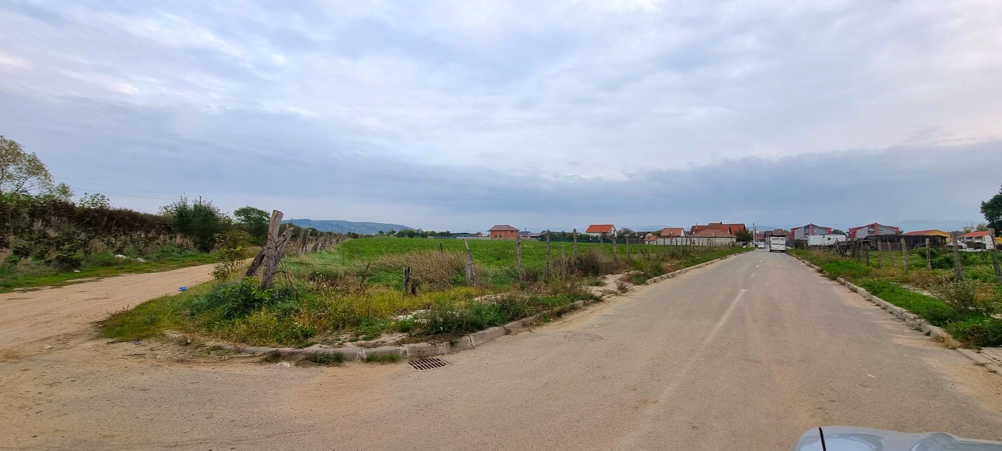 Oportunitate de investitie, posibilitate parcelare, 12.000 MP, Sebes - foto 2