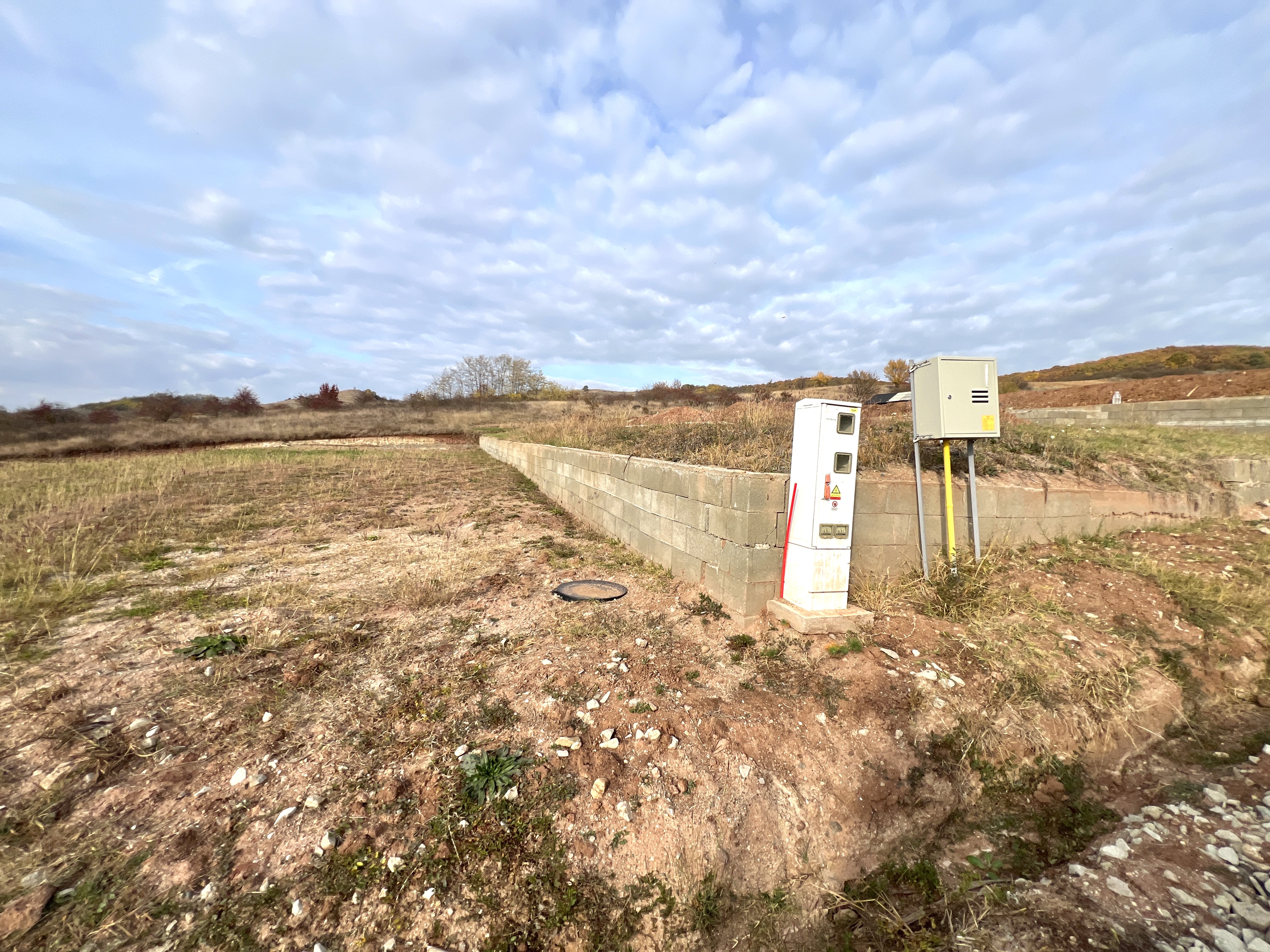 Teren 827mp, toate utilitatile, com. Ciugud, sat Teleac - Ciugud