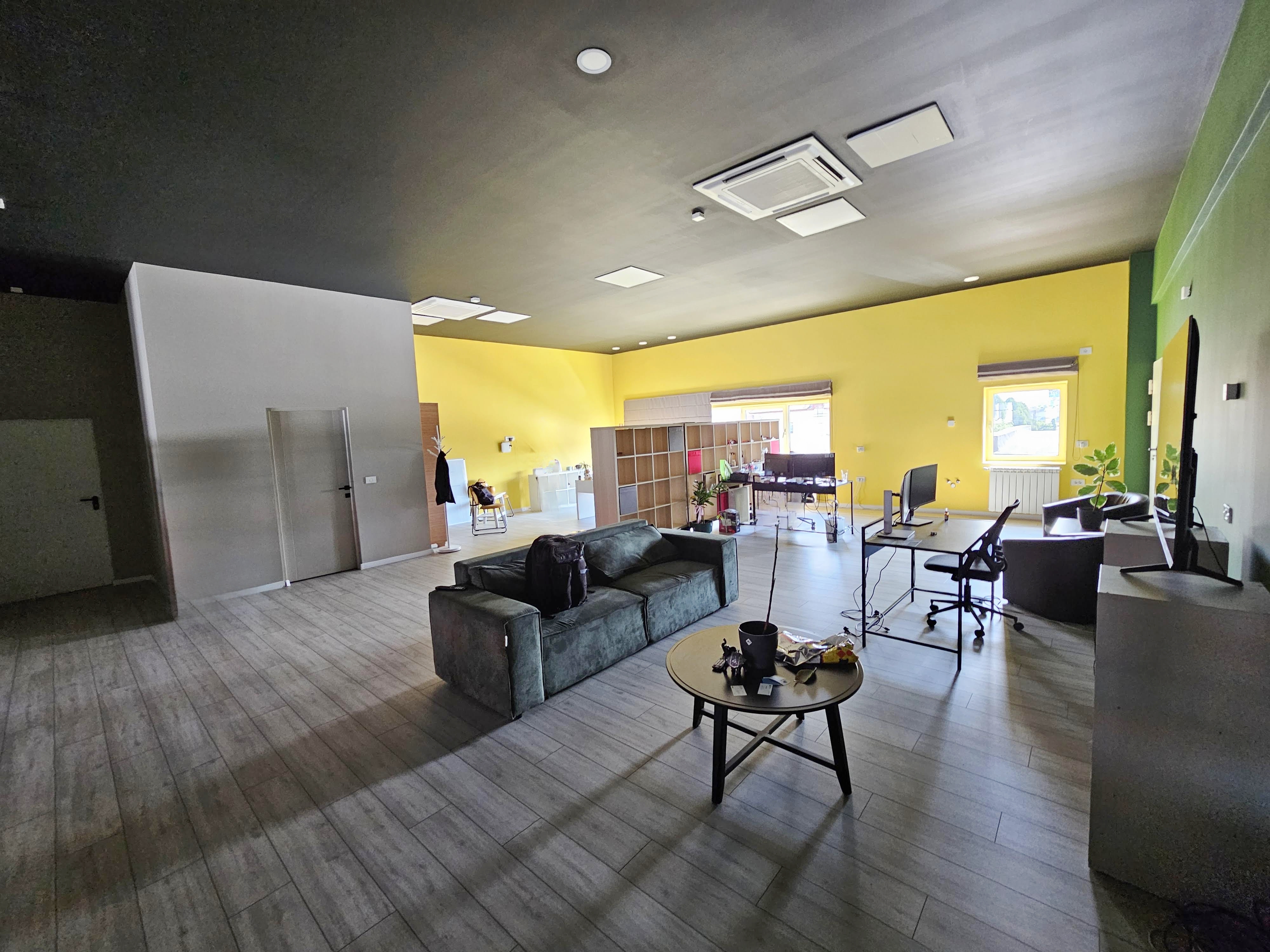 Birouri premium cu lift, 75–400 mp, zona Carolina Mall - foto 3