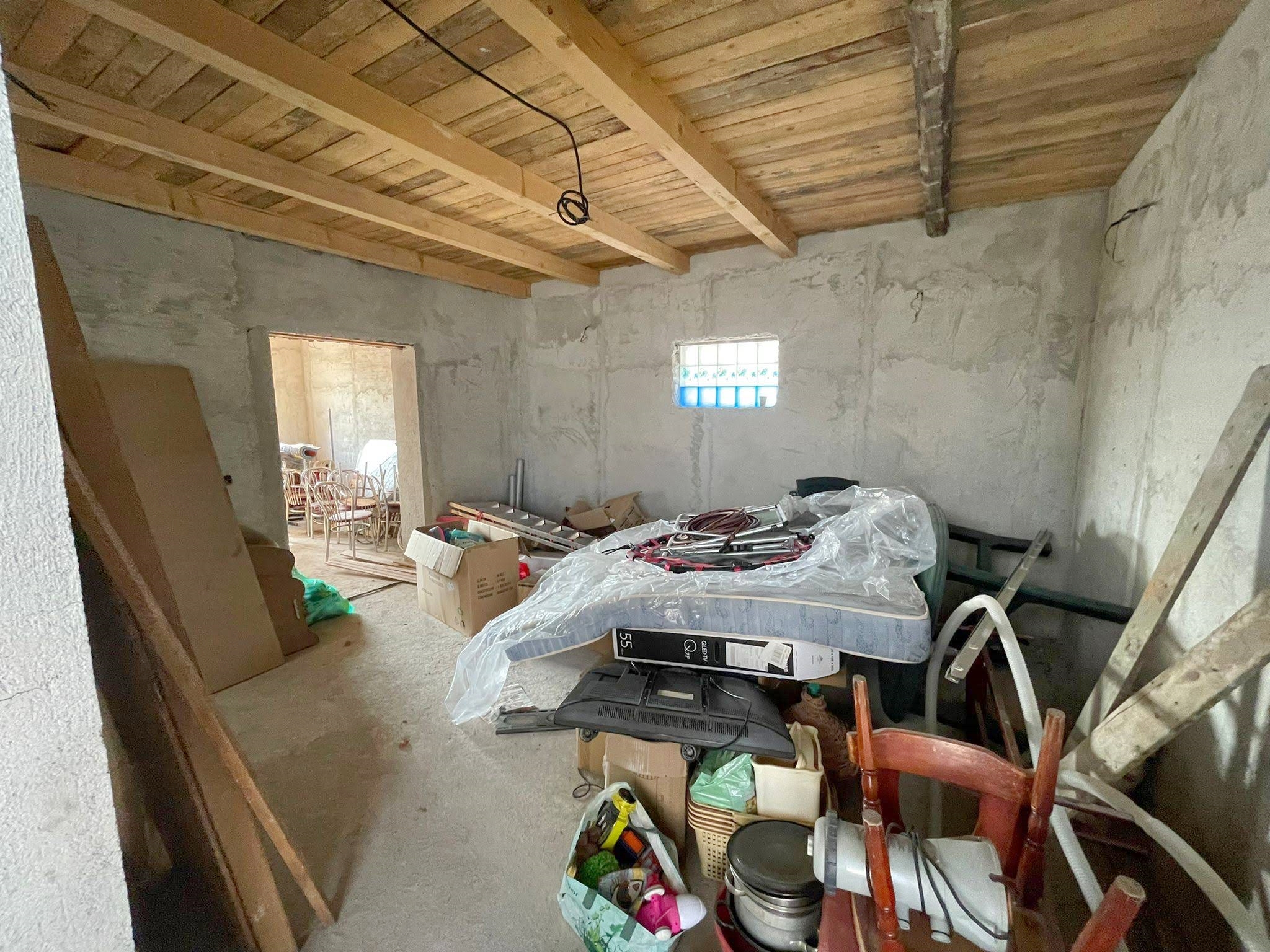 Casa 3 camere la gri, 122 mp  + anexa 50 mp la rosu - foto 5