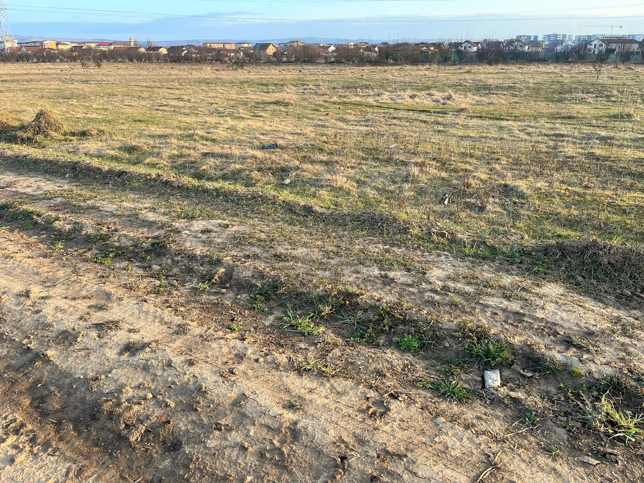 Teren de vanzare str. Emil Racovita, 900MP, toate utilitatile - foto 3