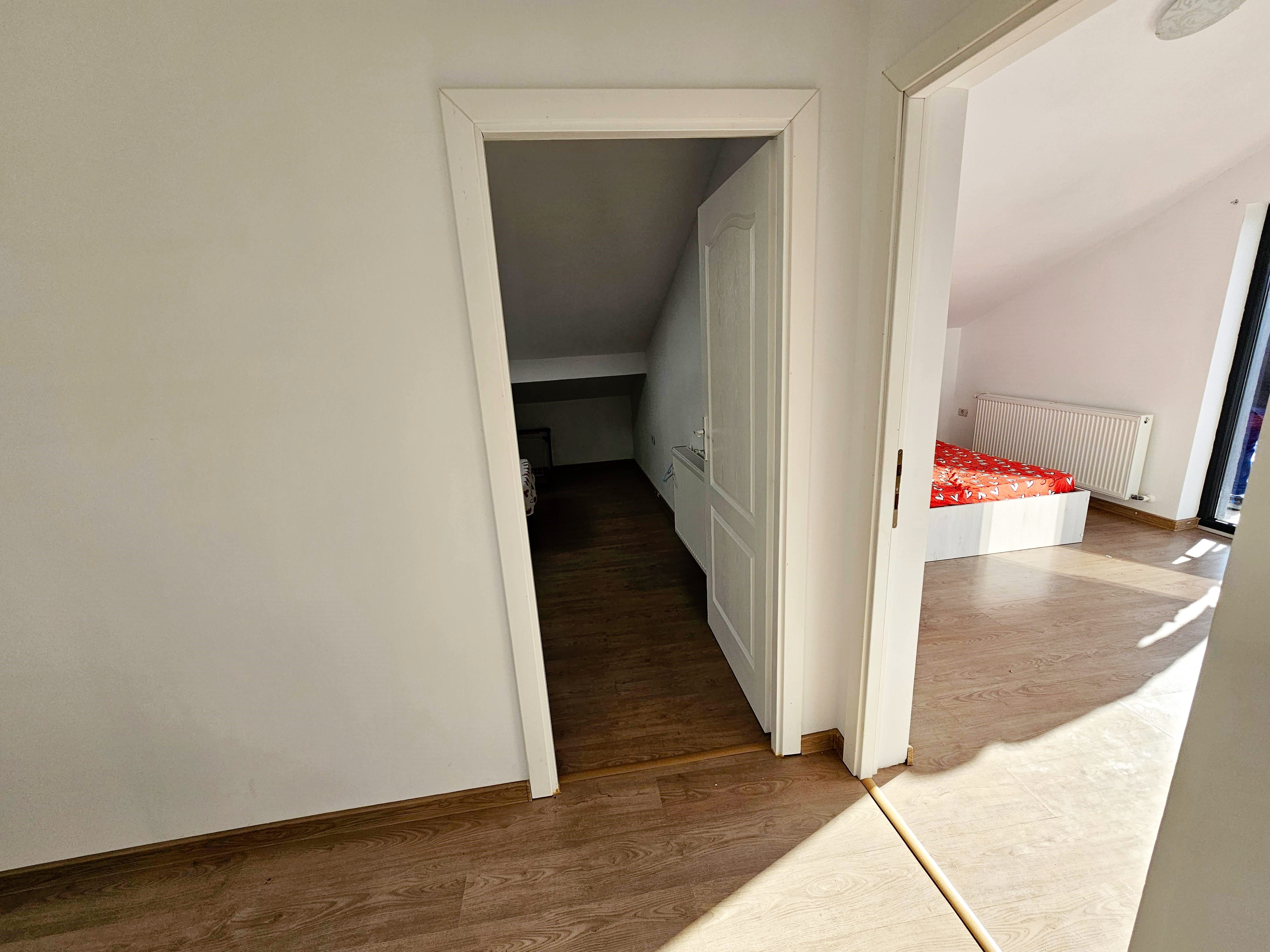 Apartament 3 Camere, 75 mp utili, bloc nou, zona Cetate - foto 5