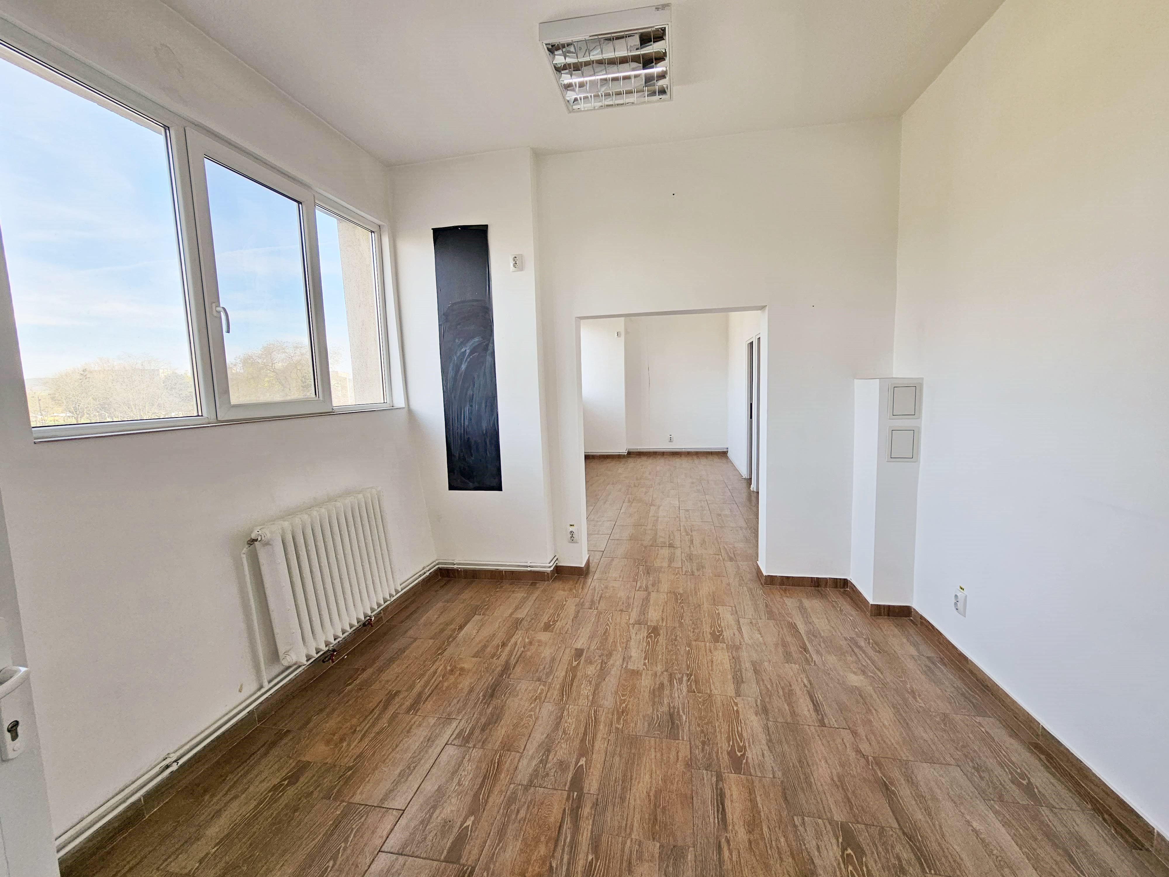 Spatiu de birouri, 5 incaperi, langa Parcul Unirii - foto 5