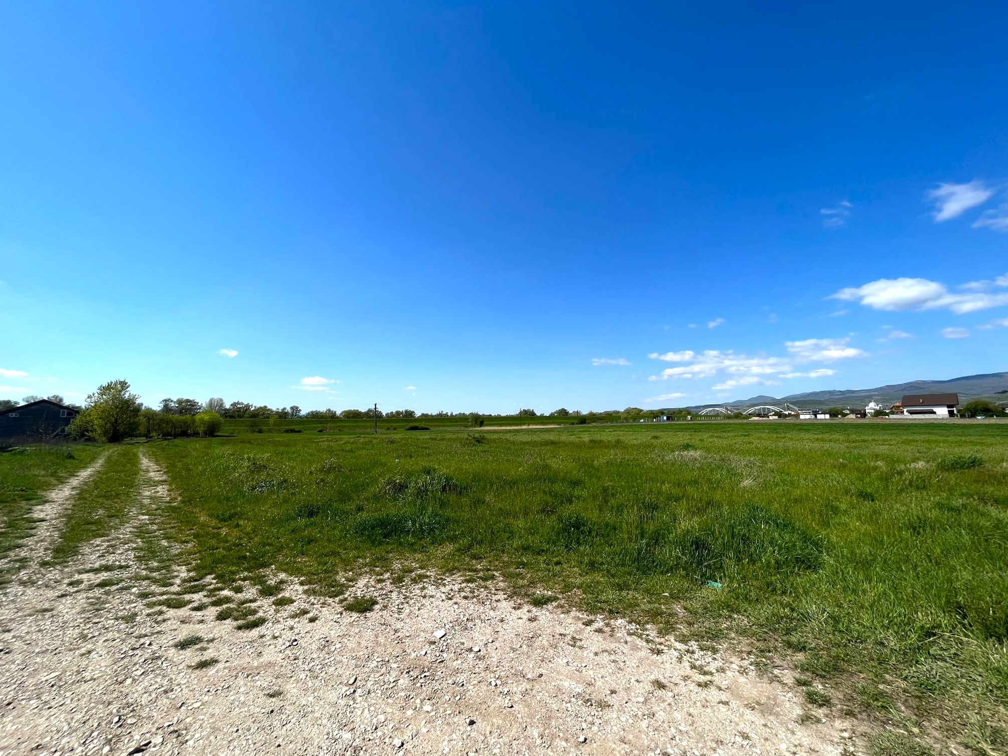 Teren de vanzare, 500mp, 27ml deschidere, zona Partos - Alba Iulia