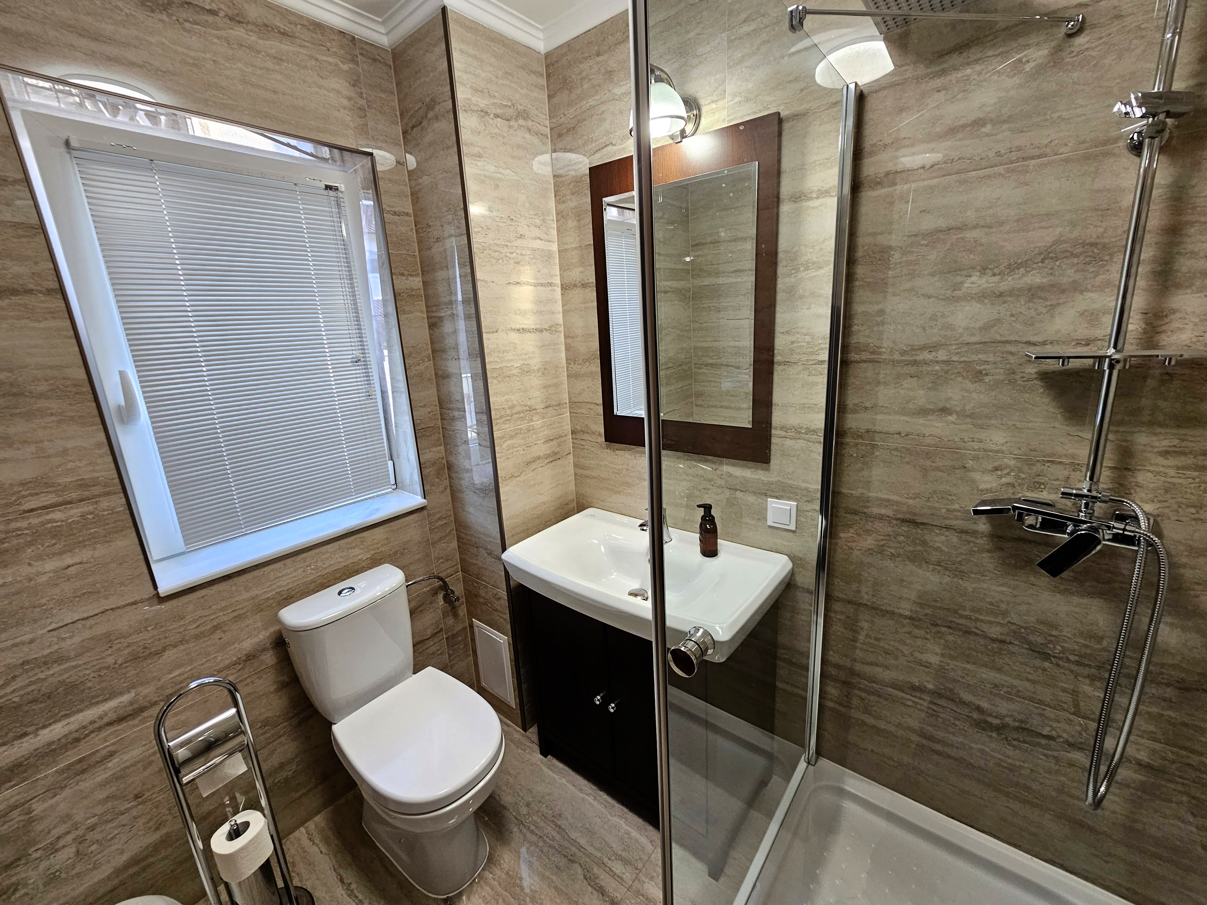 1/2 Duplex, mobilat, utilat, 4 camere, 250 mp teren, Cetate - foto 4