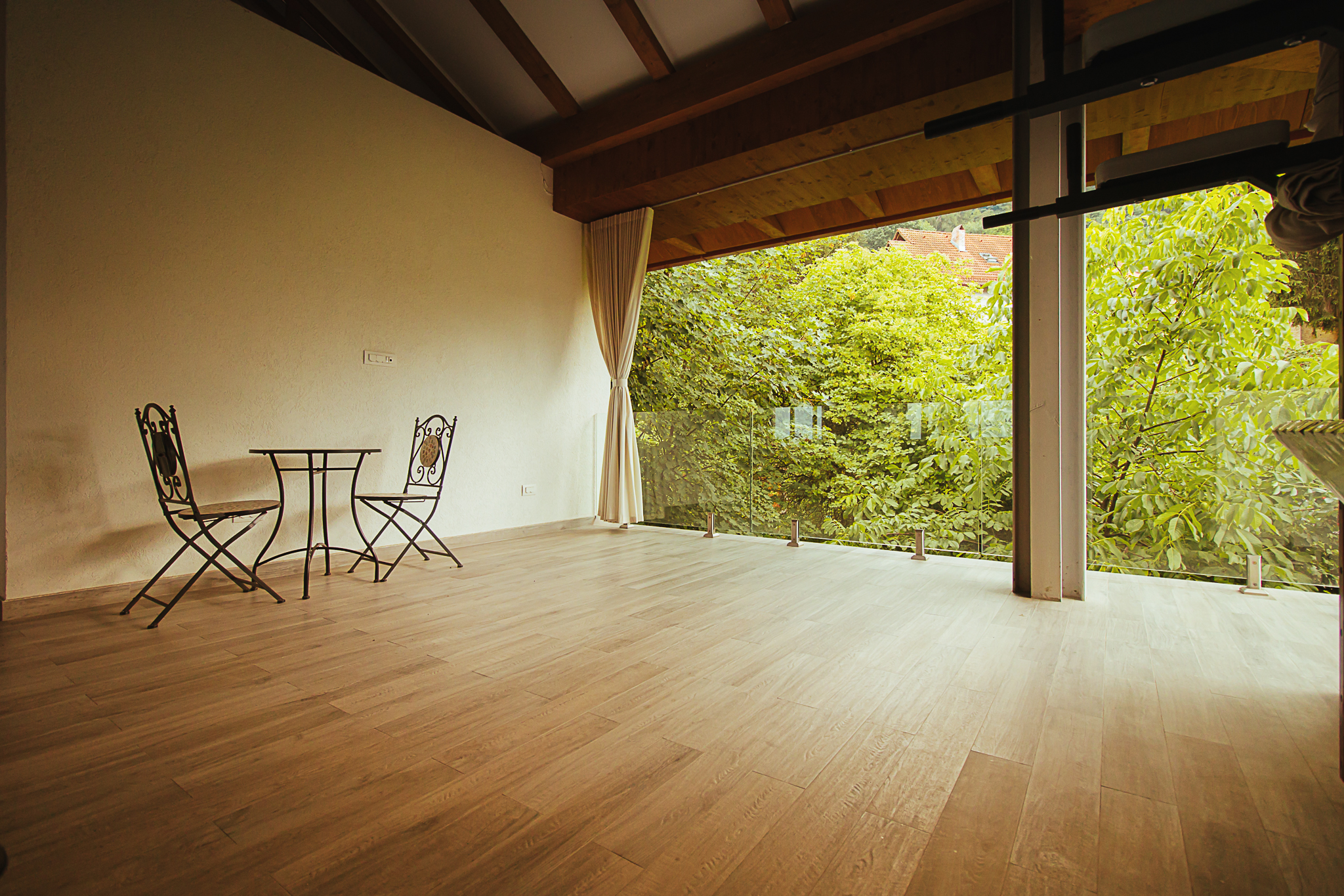 Imobil deosebit, cu priveliste 360 de grade - foto 5