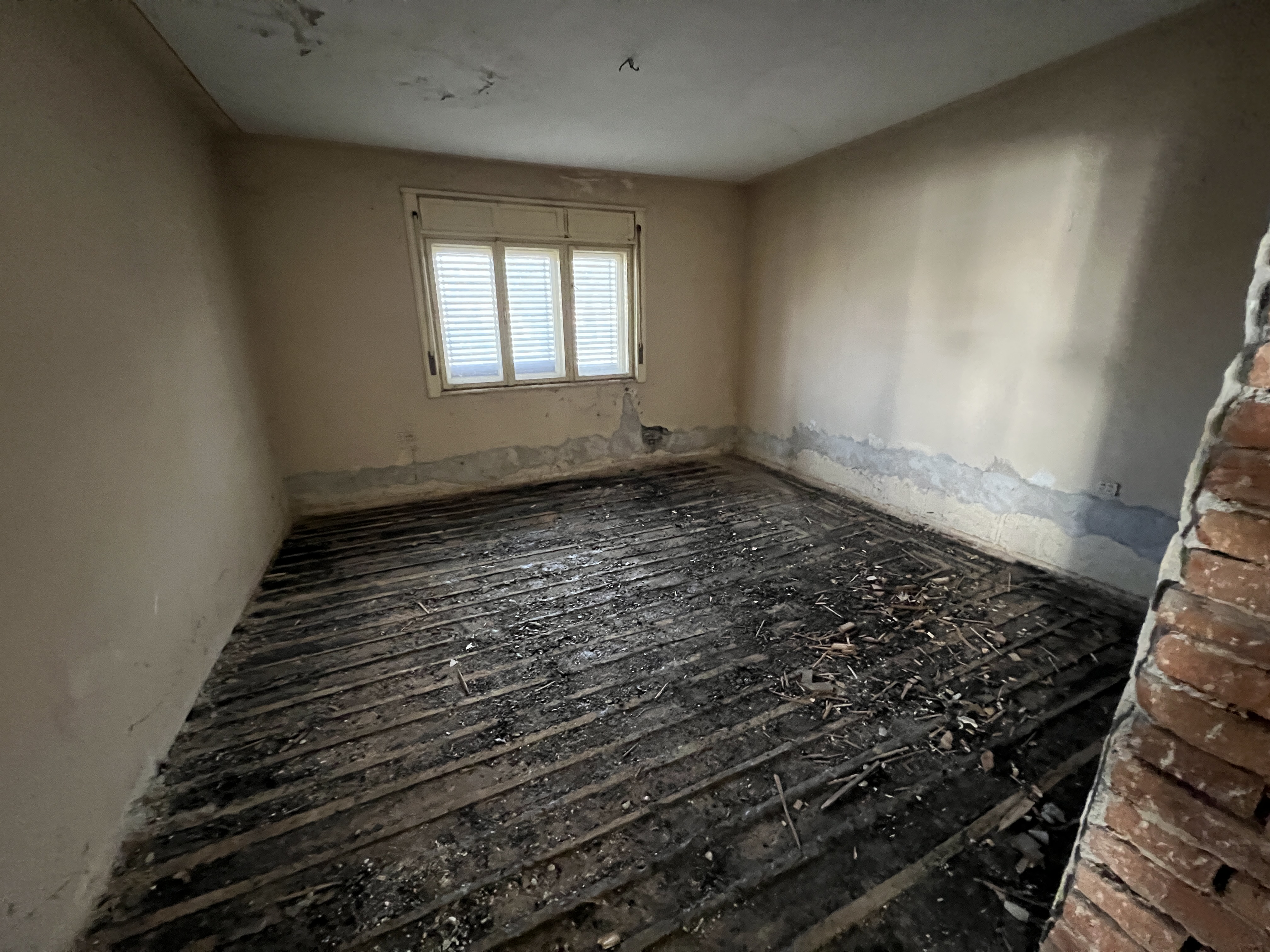 Casa de vanzare pretabila birouri/salon/spatiu comercial, 748MP - foto 5