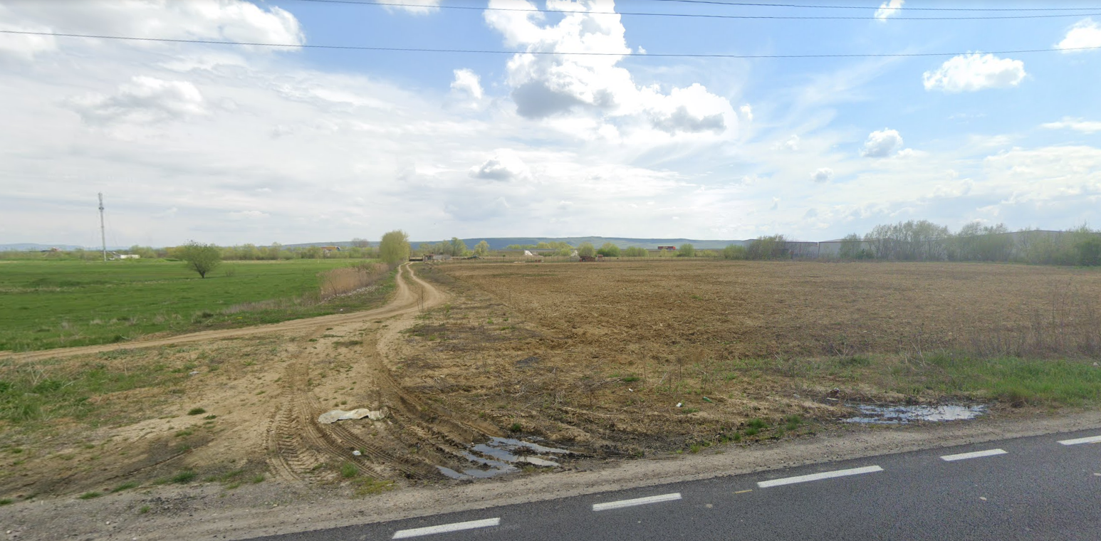 Teren intravilan cu autorizatie service auto, toate utilitatile,2300mp - Alba Iulia