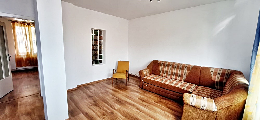 Dealul Cetatii, apartament in vila, ideal pentru vacanta, 53mp, pret 140000 euro - foto 3