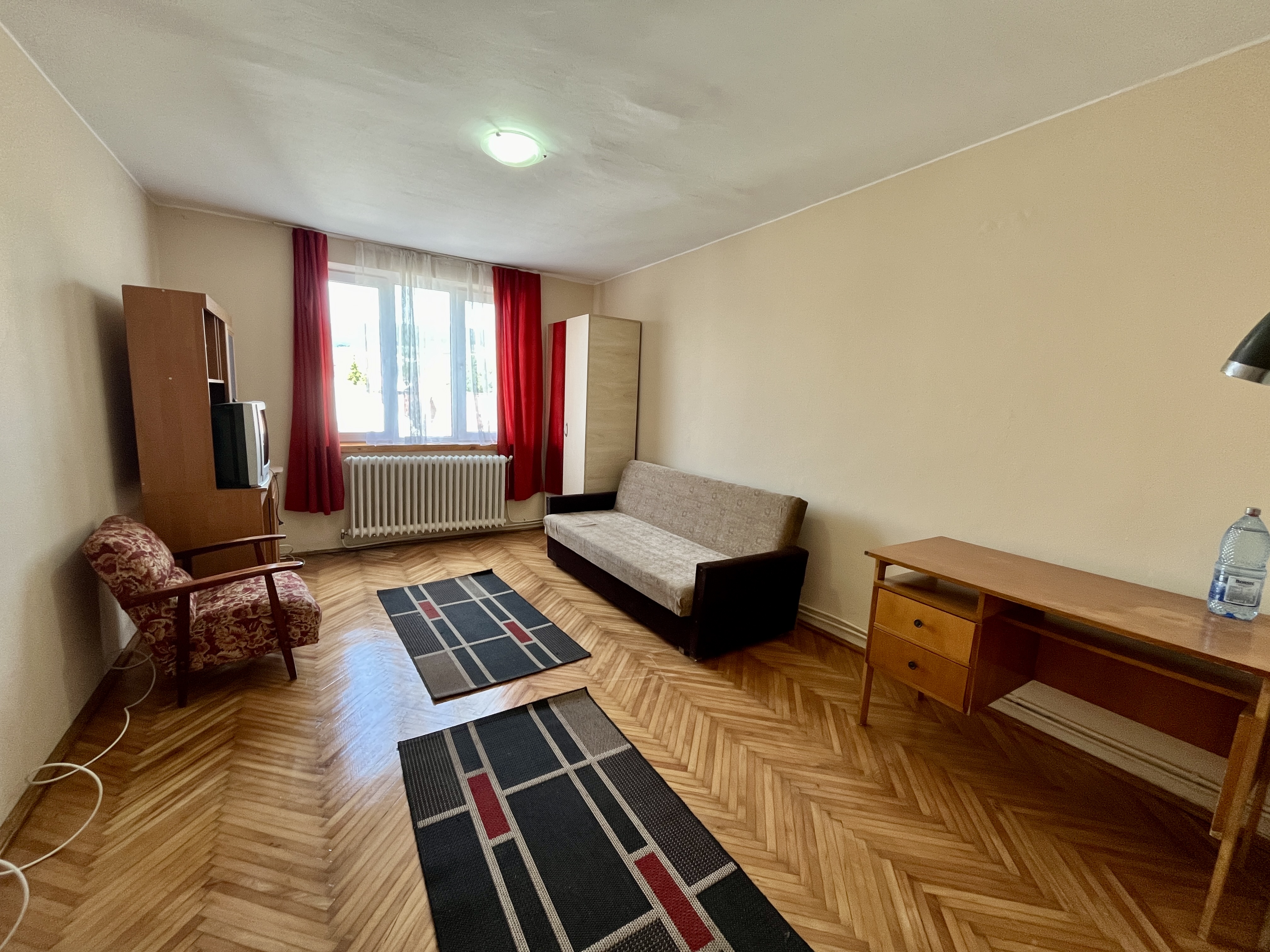 Garsonieră, Etaj Intermediar, Zona Cetate - Alba Iulia