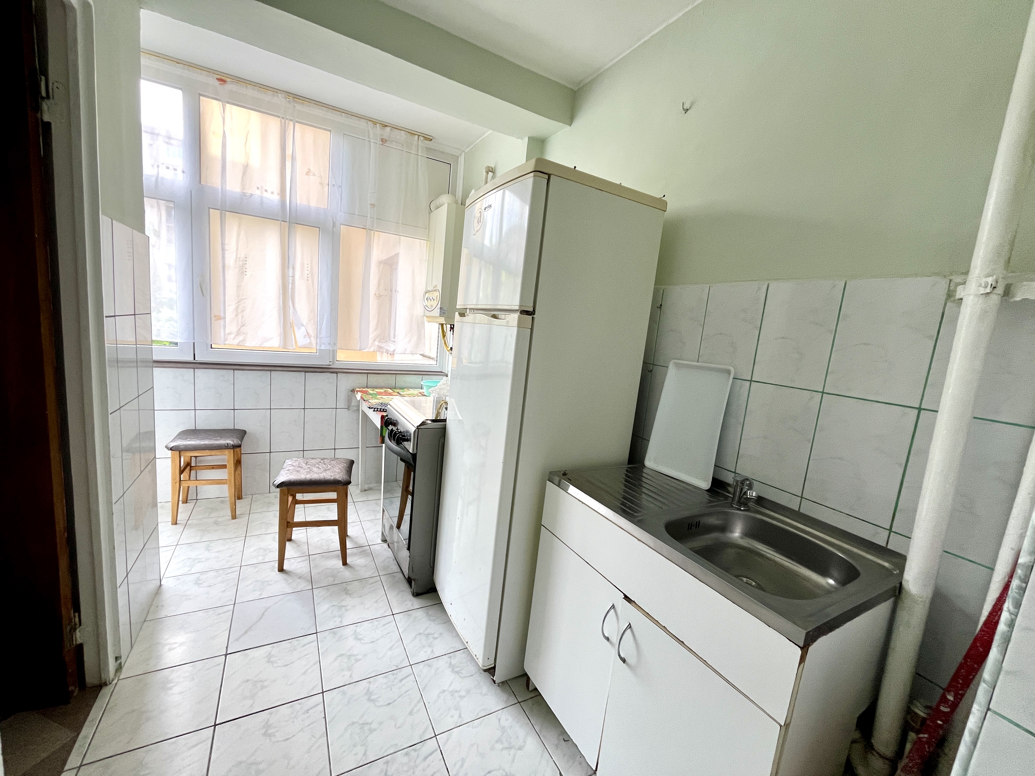 Garsonieră, Etaj Intermediar, Zona Cetate - foto 3