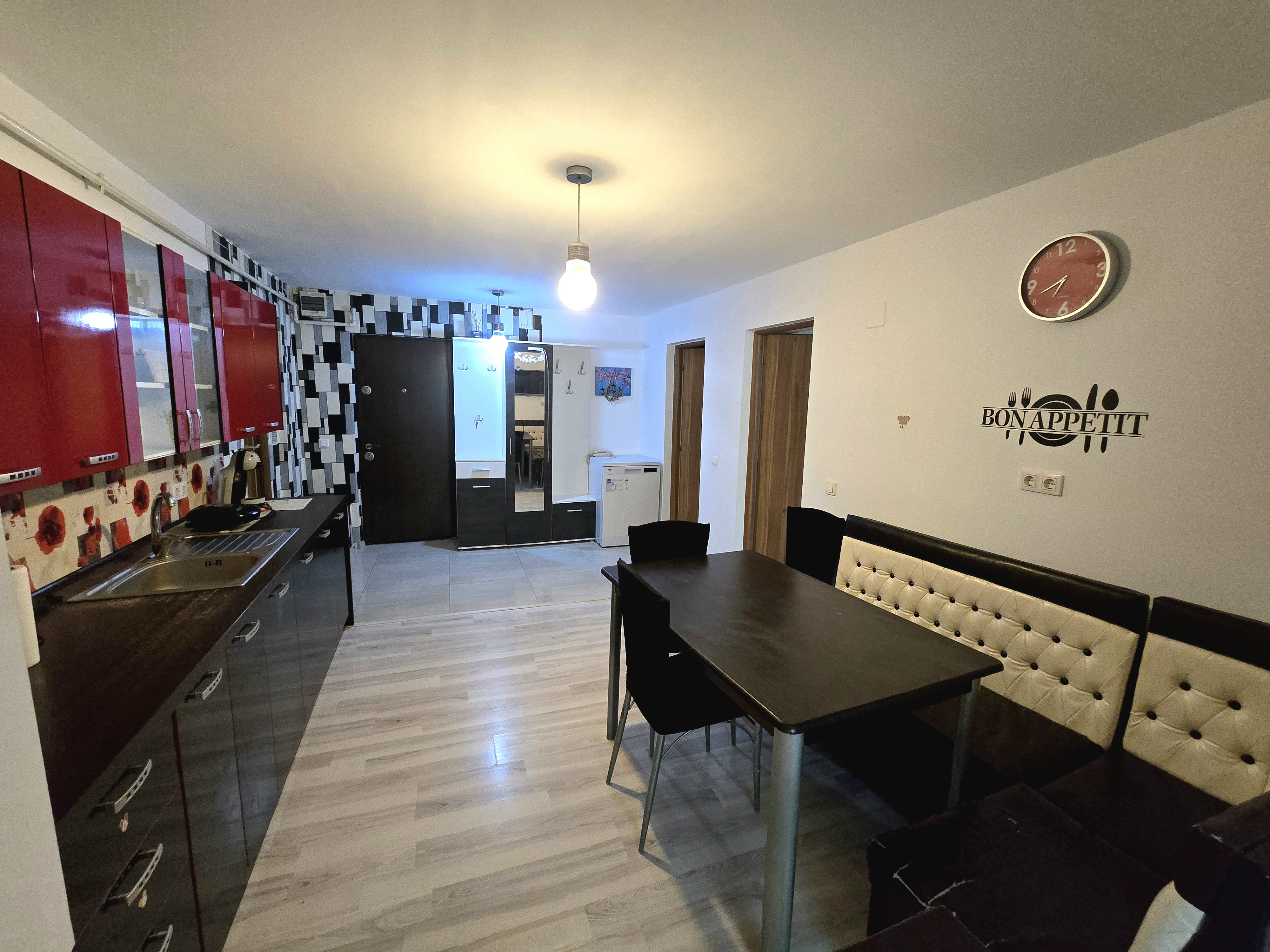 Apartament cu 2 Camere, 59mp, Complet Mobilat, Zona Electrica - Centru - foto 2