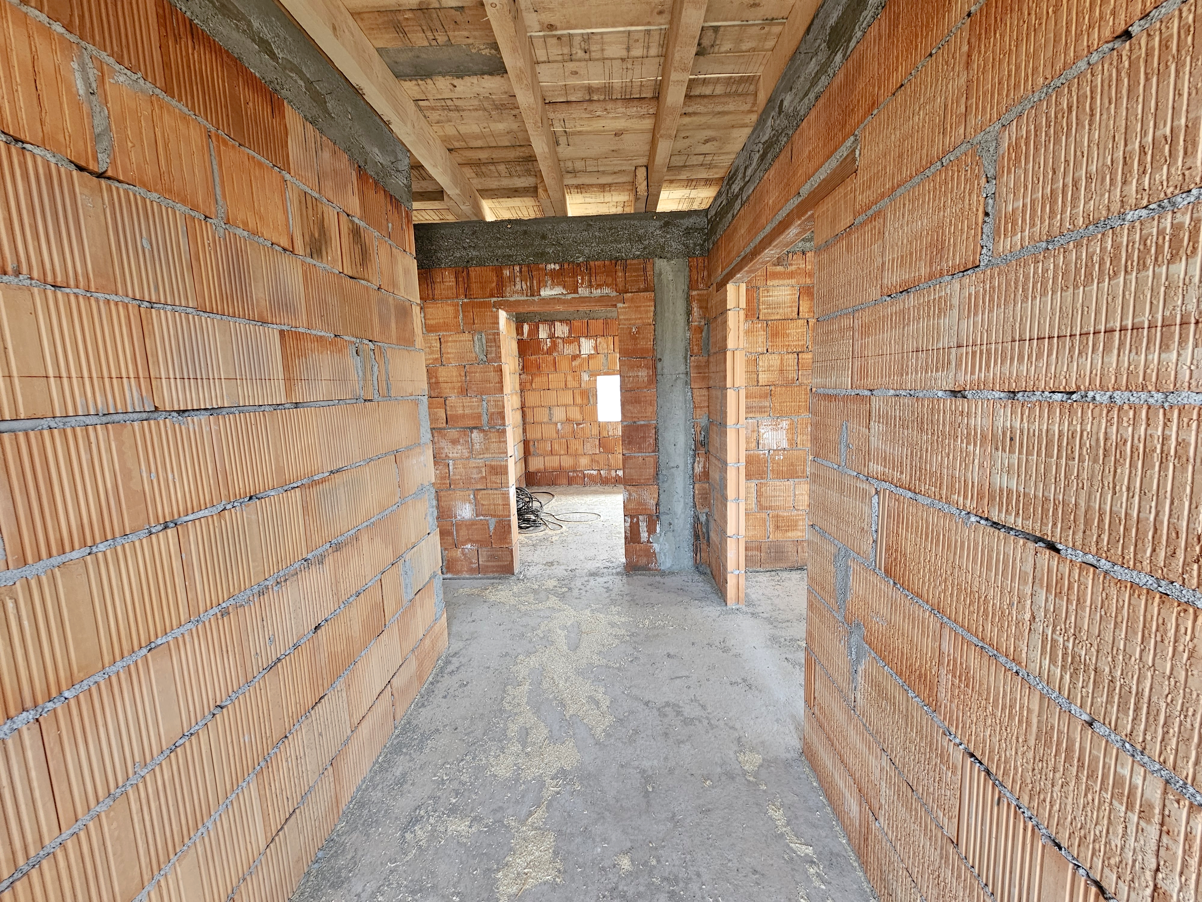 Casa 4 camere, 540 mp teren, predare la cheie, Cetate - foto 2