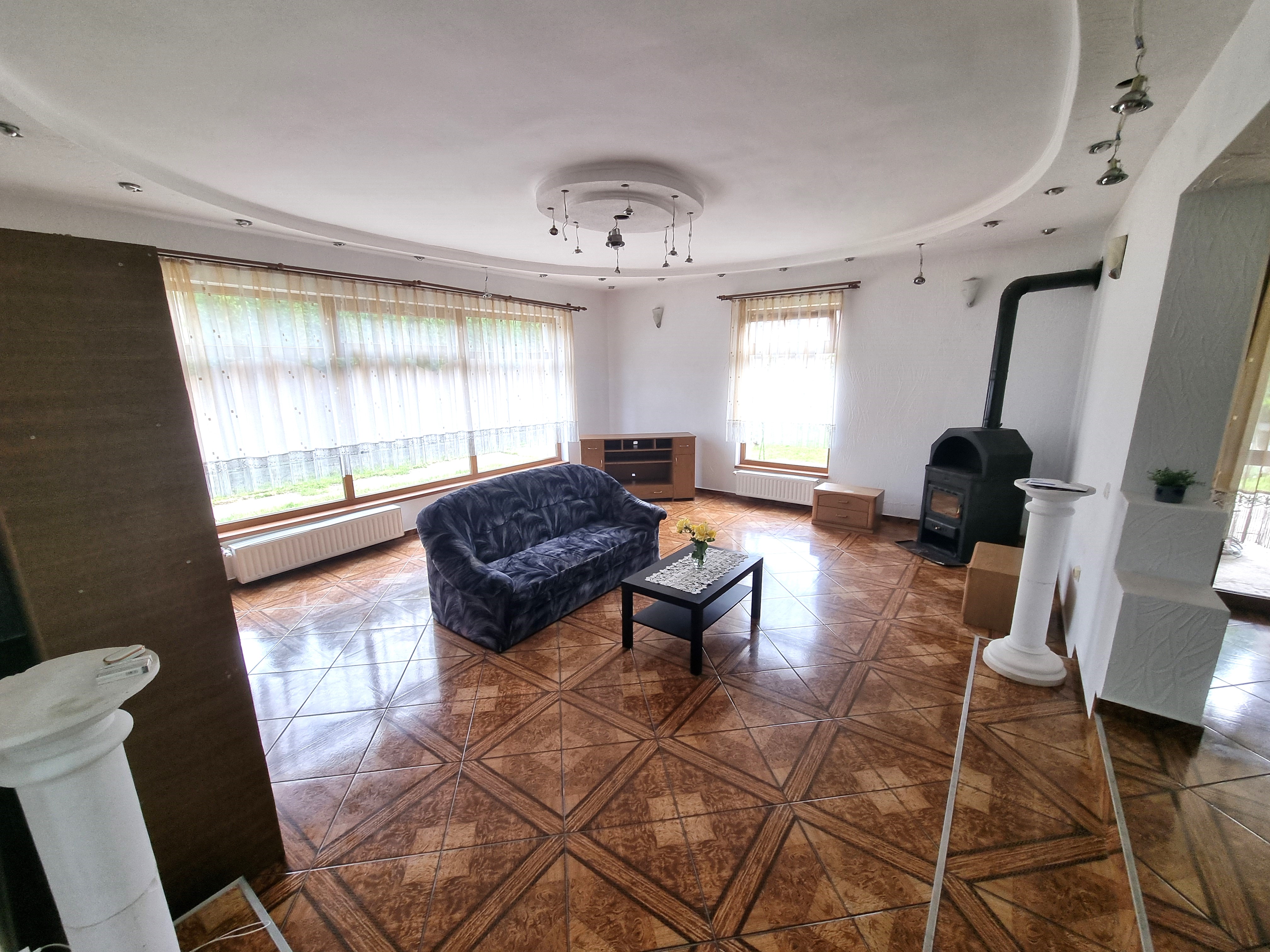 De vanzare casa 6 camere, S+P+M, 900mp teren, Cetate - foto 3