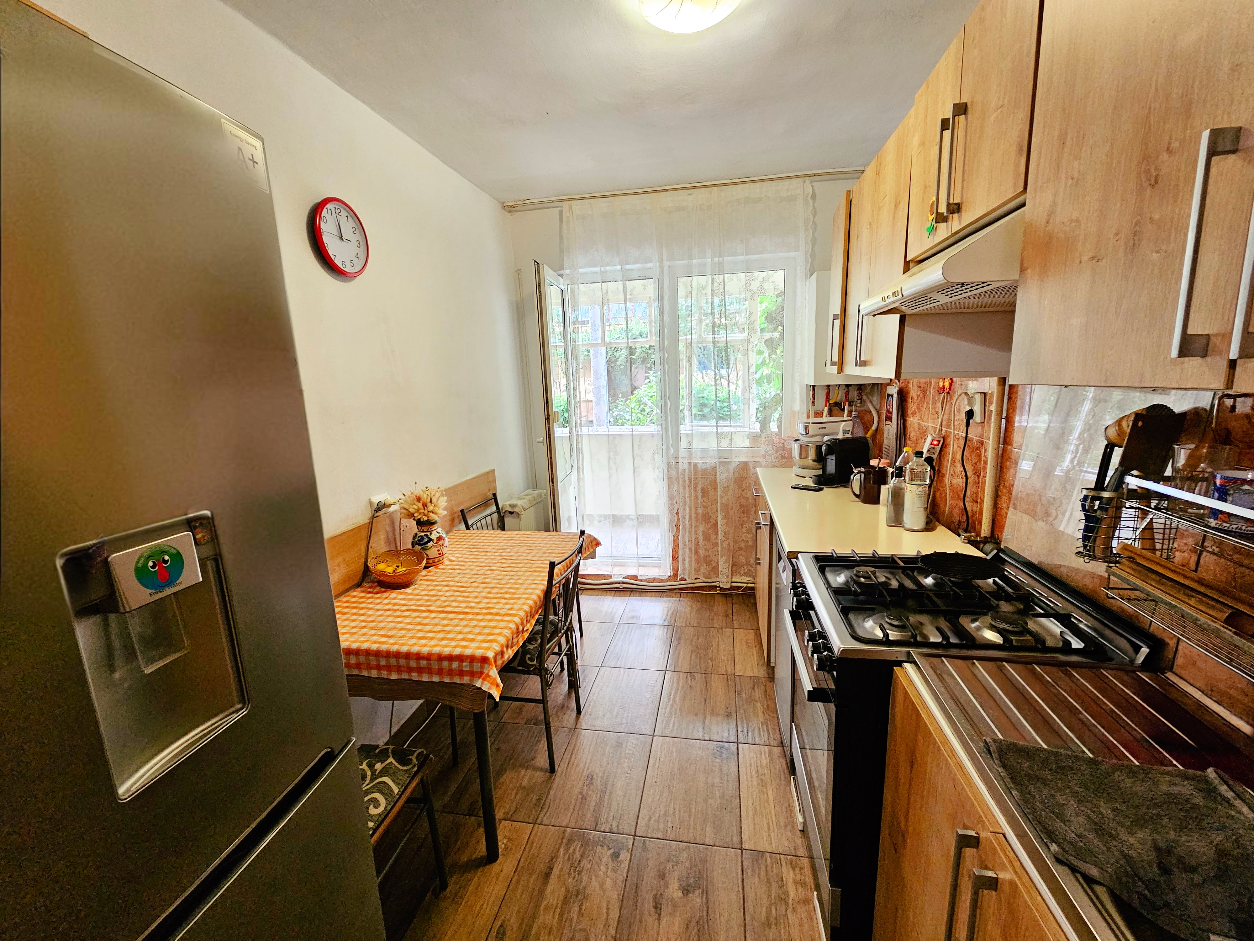 Apartament 4 camere, 2 balcoane, 2 bai, 79 mp utili, zona Closca - foto 3