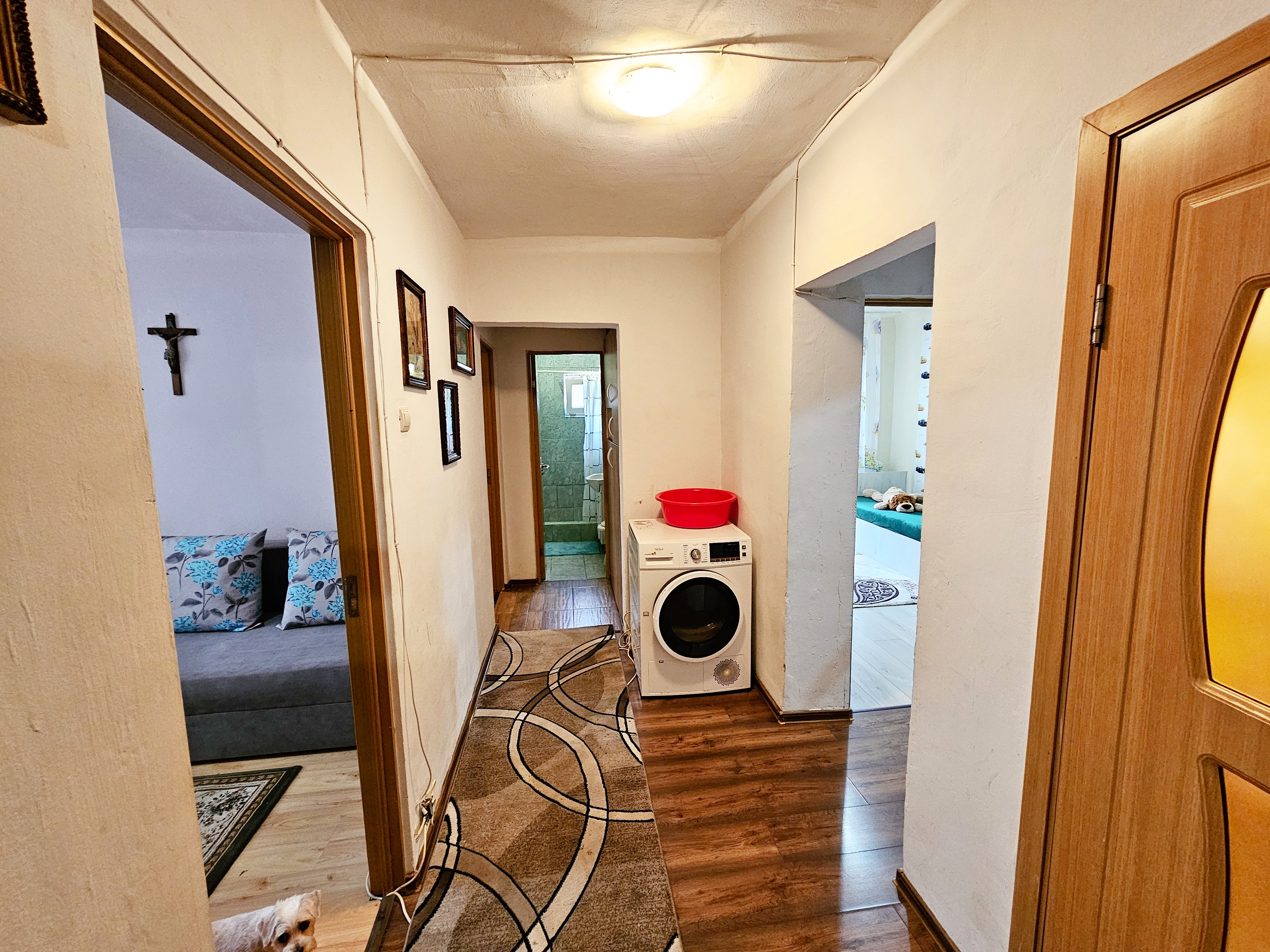 Apartament 4 camere, 2 balcoane, 2 bai, 79 mp utili, zona Closca - foto 5