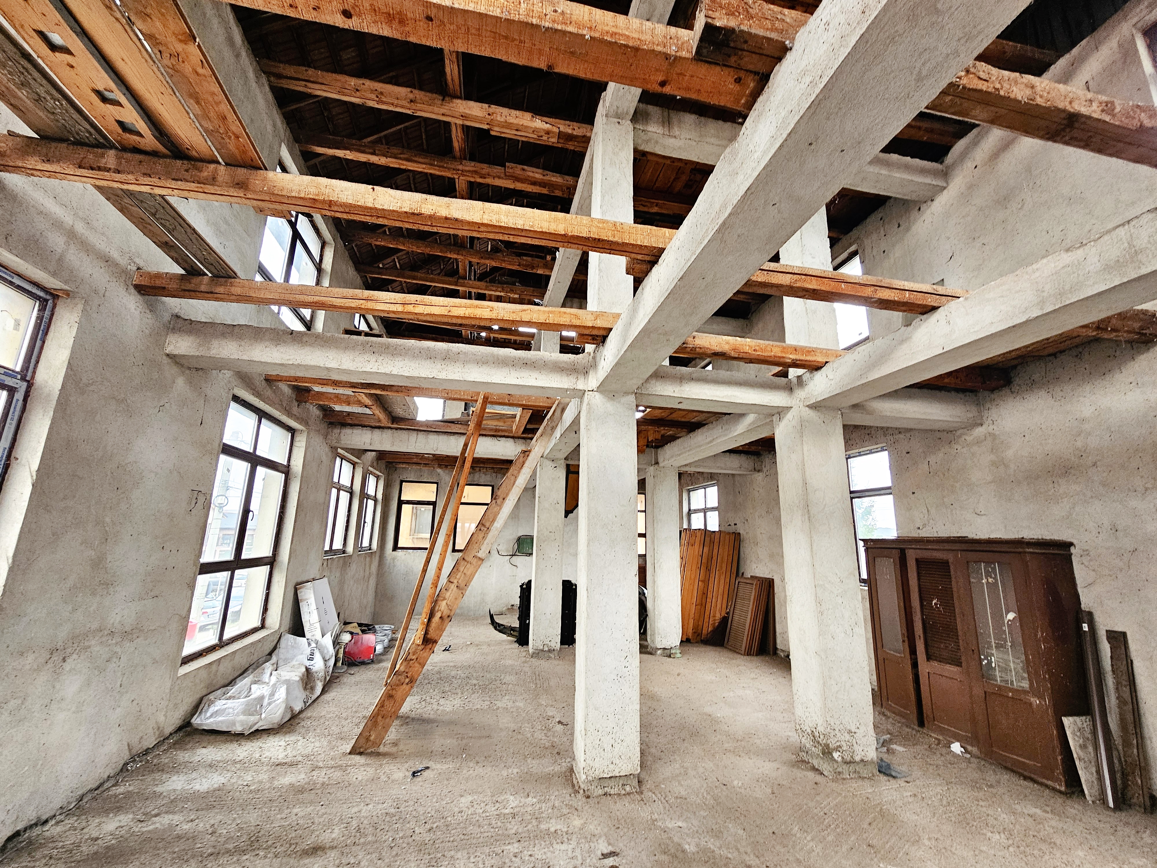 Spatiu pentru depozitare/productie/servicii, 3 niveluri, 366 mp utili - foto 4