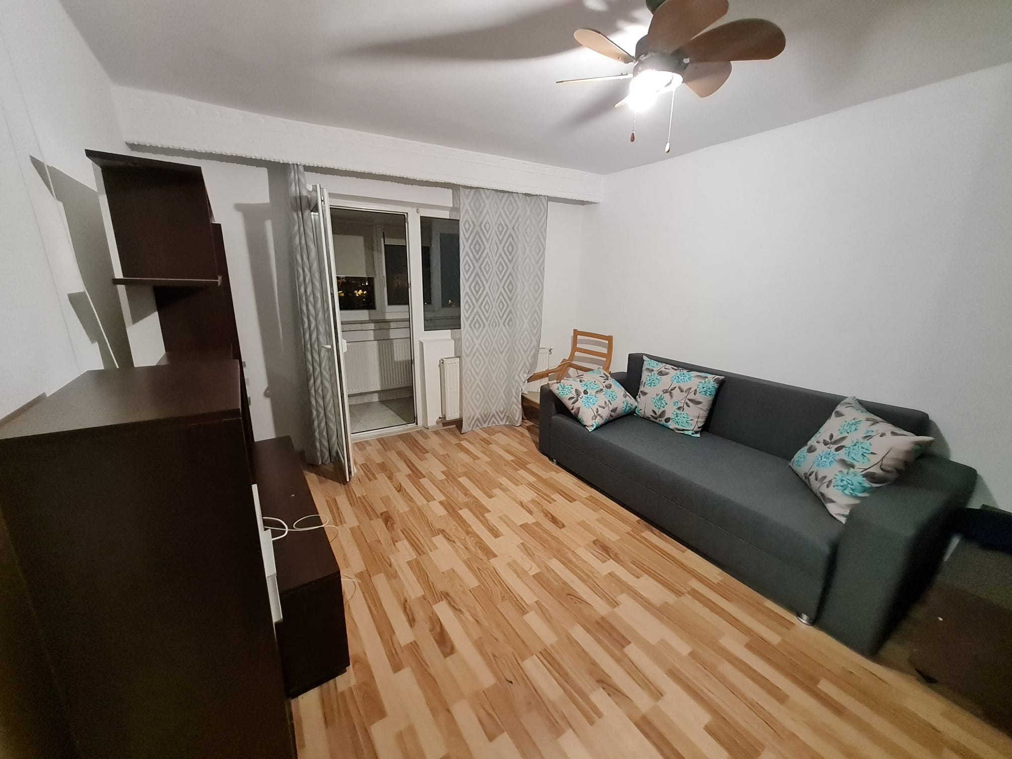 Apartament 2 camere, Etaj Intermediar,  Zona Parc Cetate - Alba Iulia