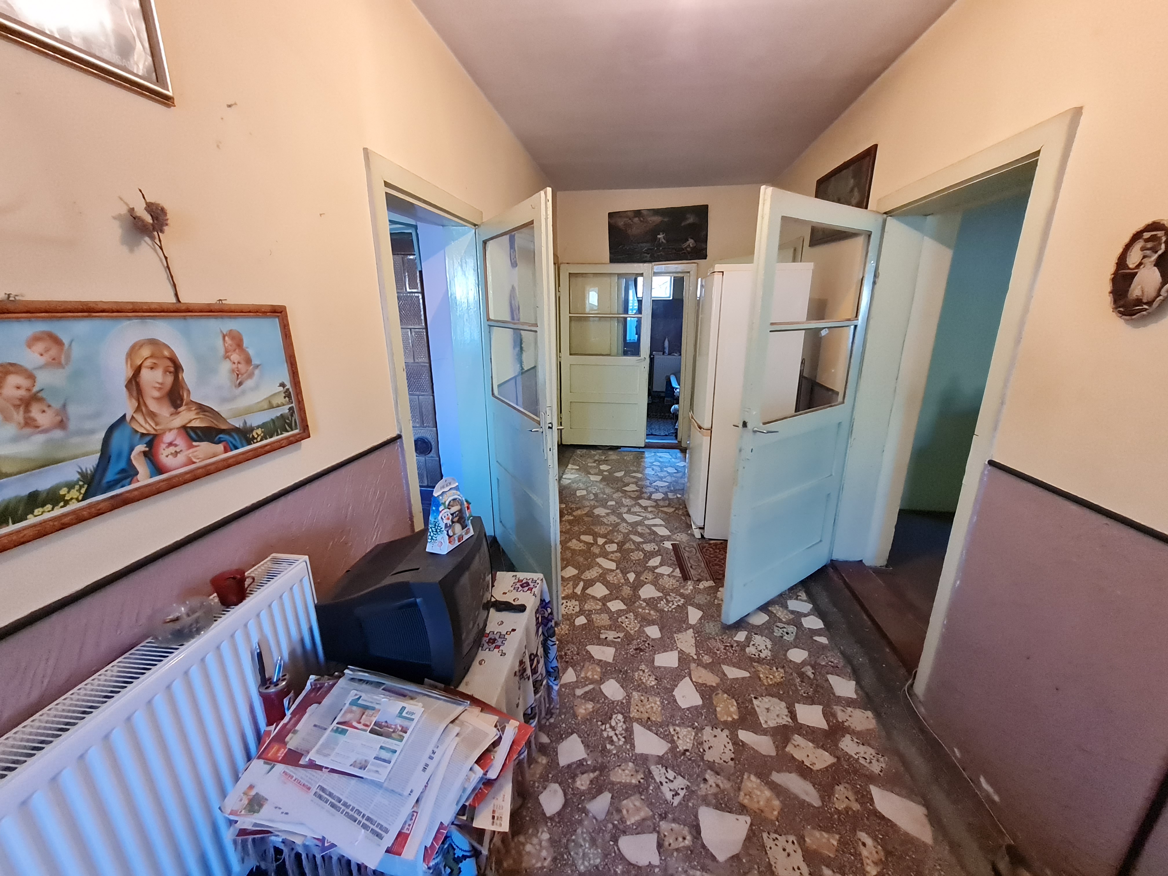 Casa 4 camere, 93 mp Construit, Teren 468 mp, Zona Cetate - foto 4