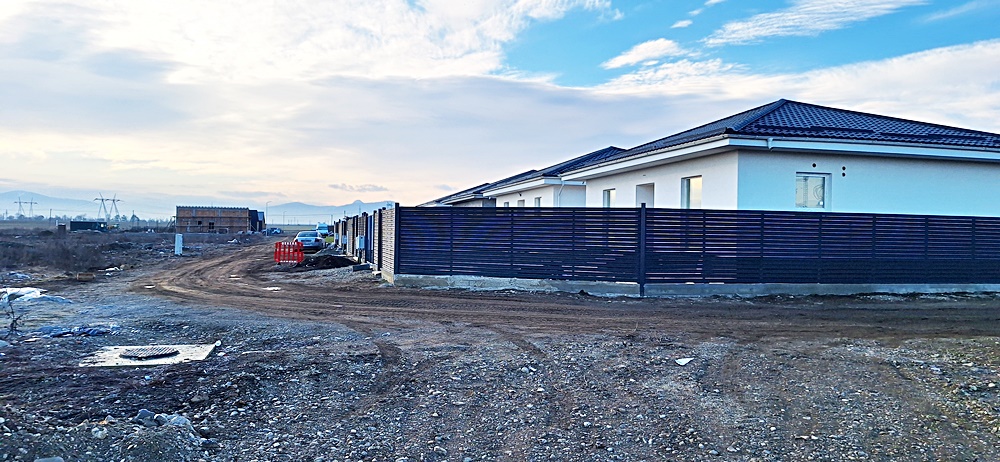 Teren pentru casa generos 1284mp,  parcelabil, Brasov spre Harman, 80 euro/mp - foto 2