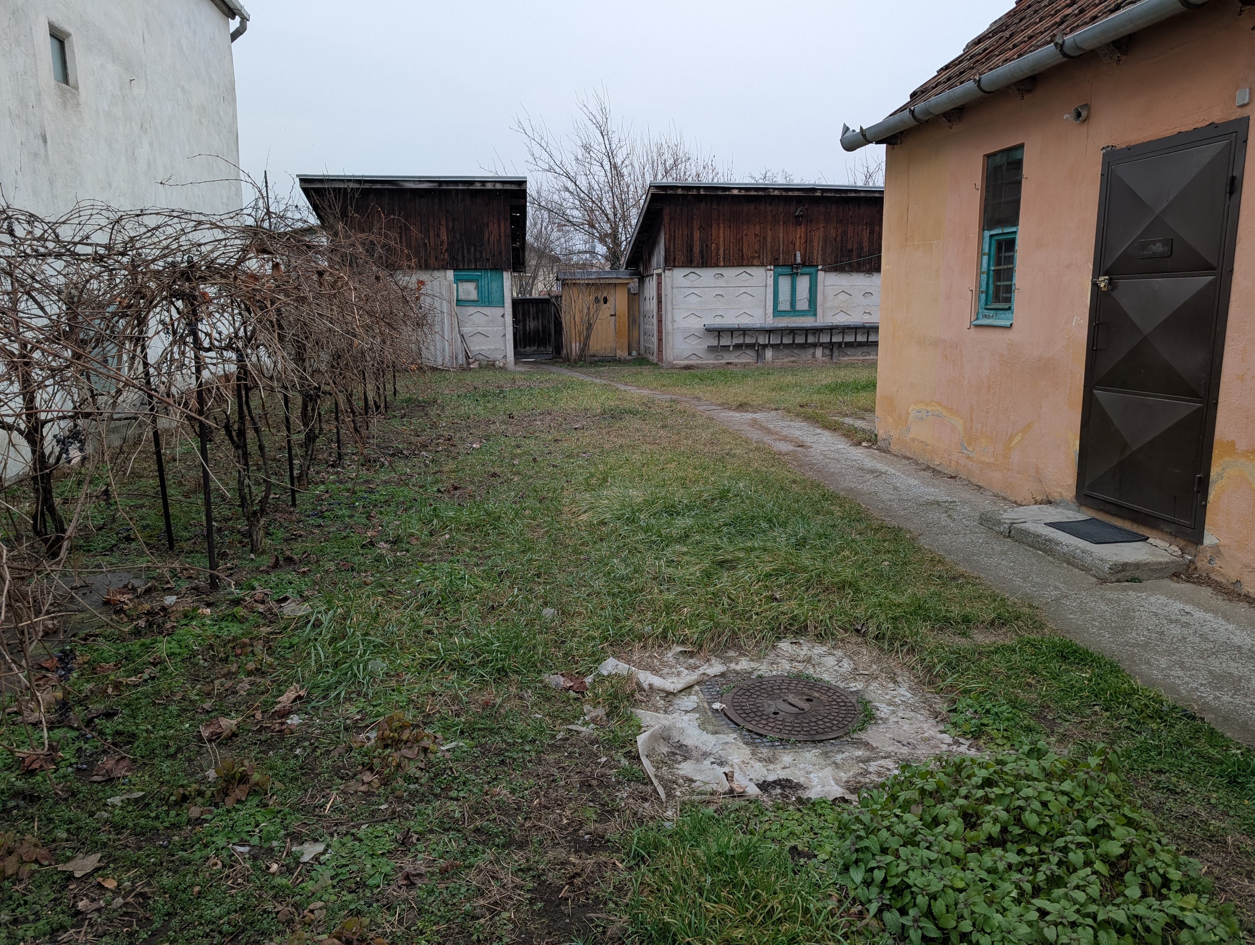 Casa mica,demolabila zona centrala, 758 mp teren, Alba Iulia - foto 5