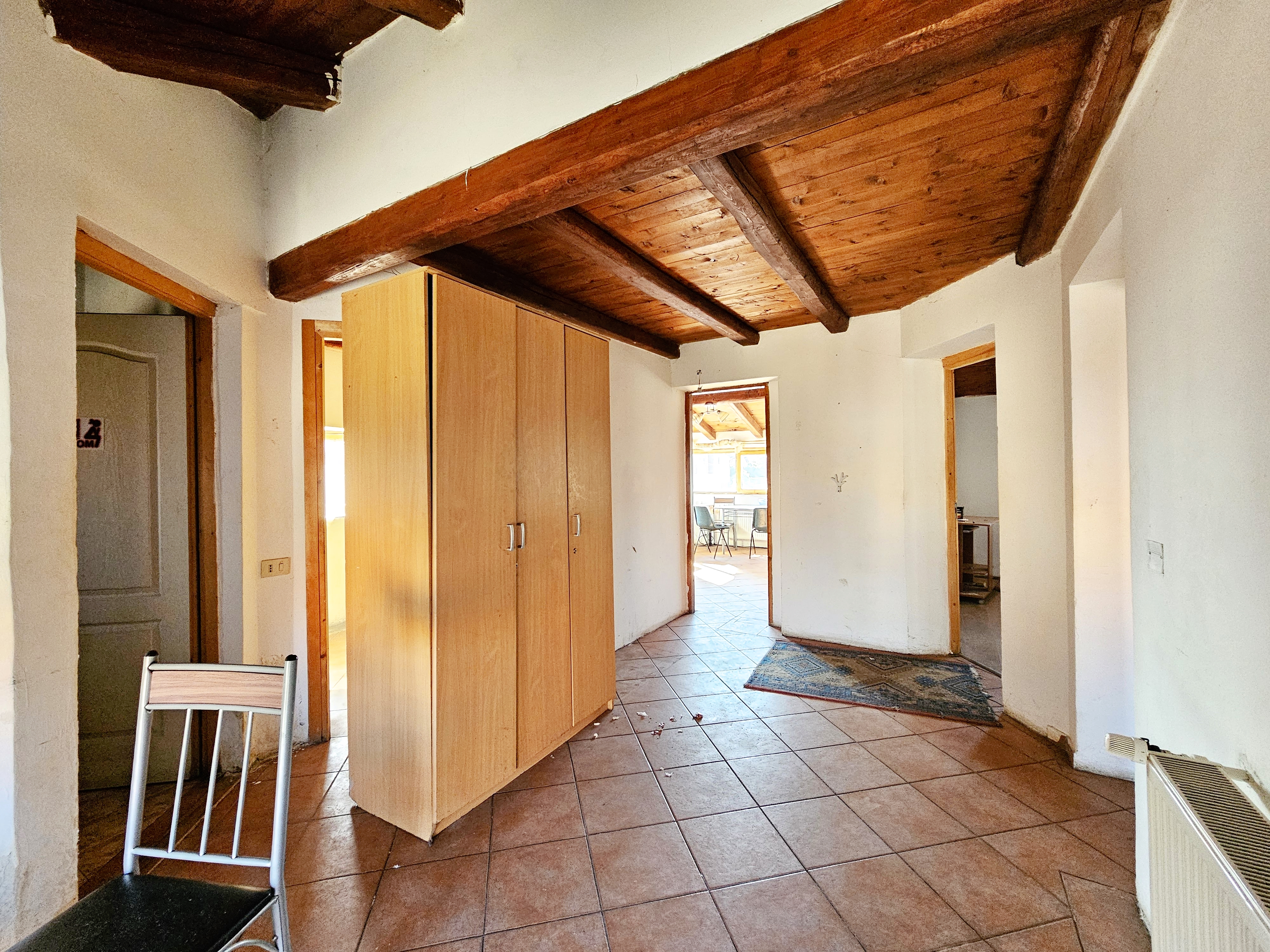 1/2 Duplex, 4 camere, 300 mp teren, toate utilitatile, Cetate - foto 3