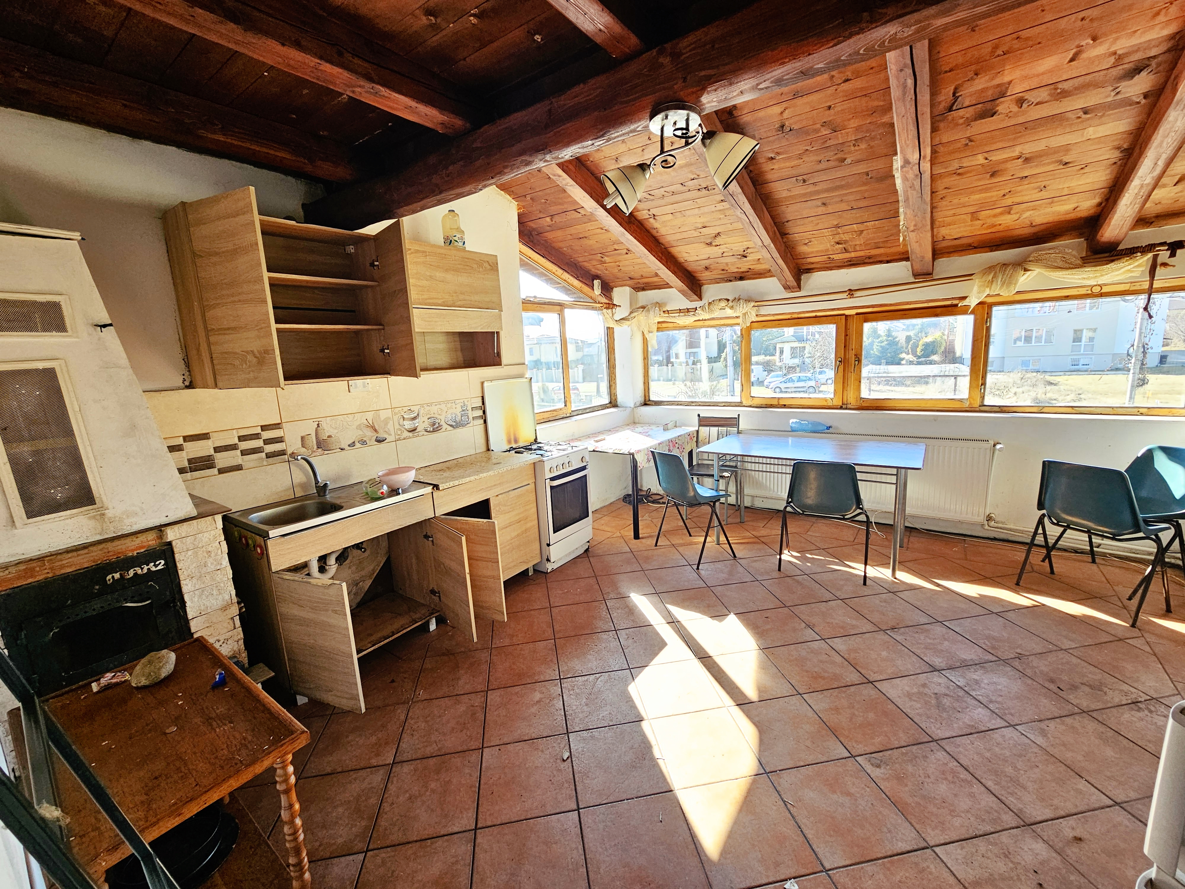 1/2 Duplex, 4 camere, 300 mp teren, toate utilitatile, Cetate - foto 4